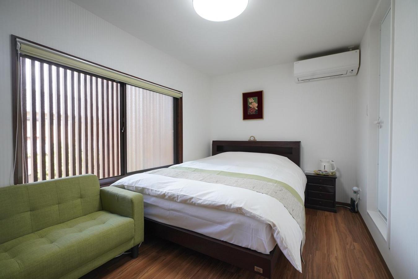 Double Room with Private Bathroom - Photo 1