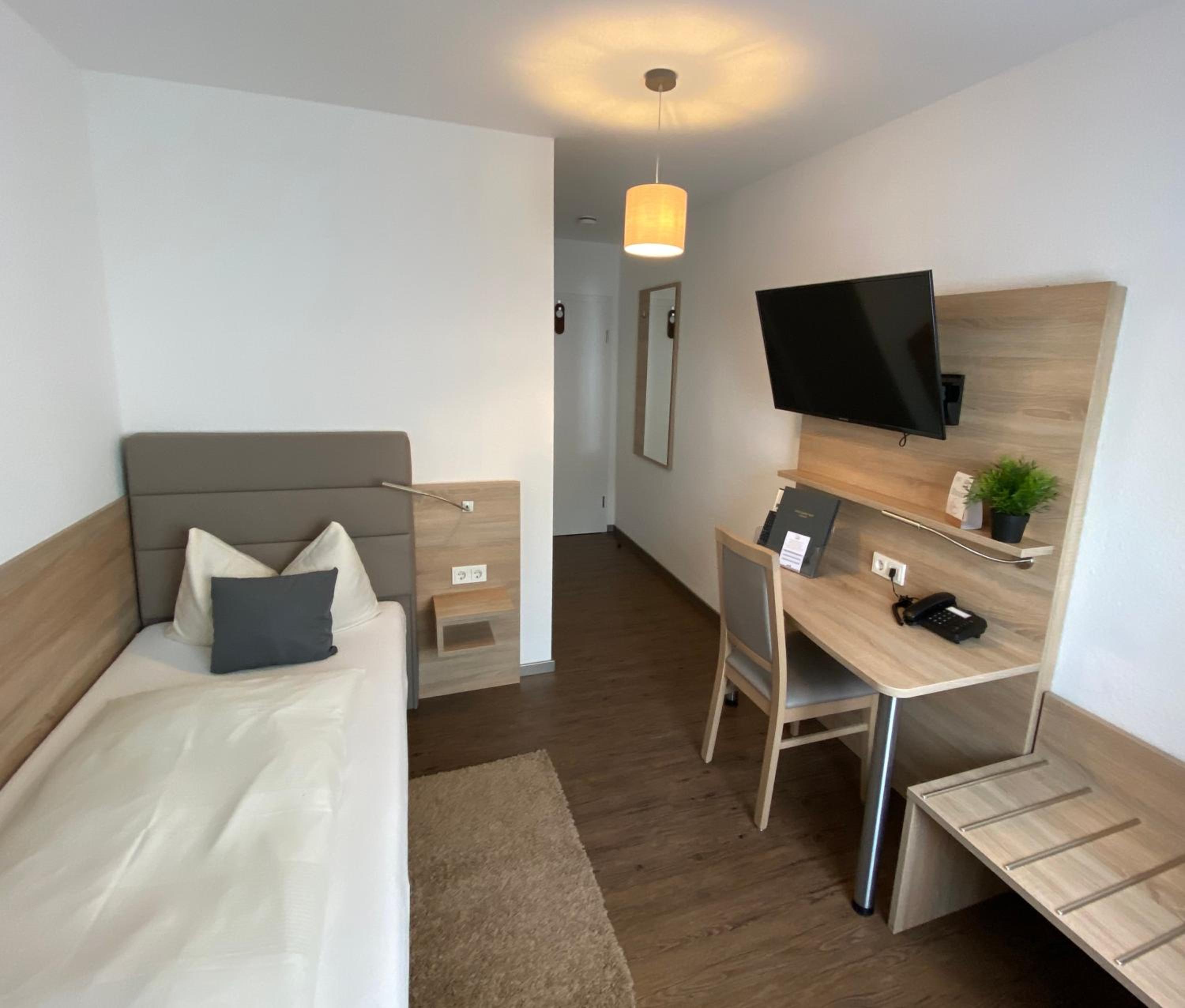Standard Single Room photo 2
