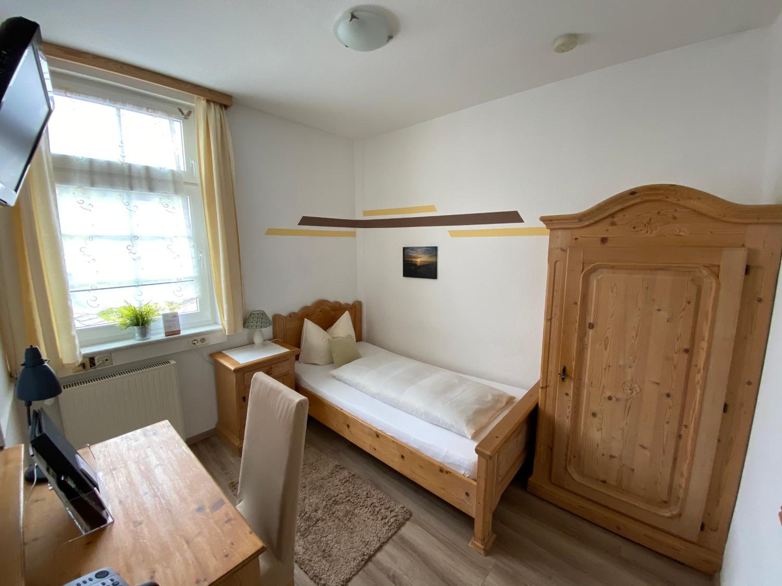 Economy Single Room photo 2