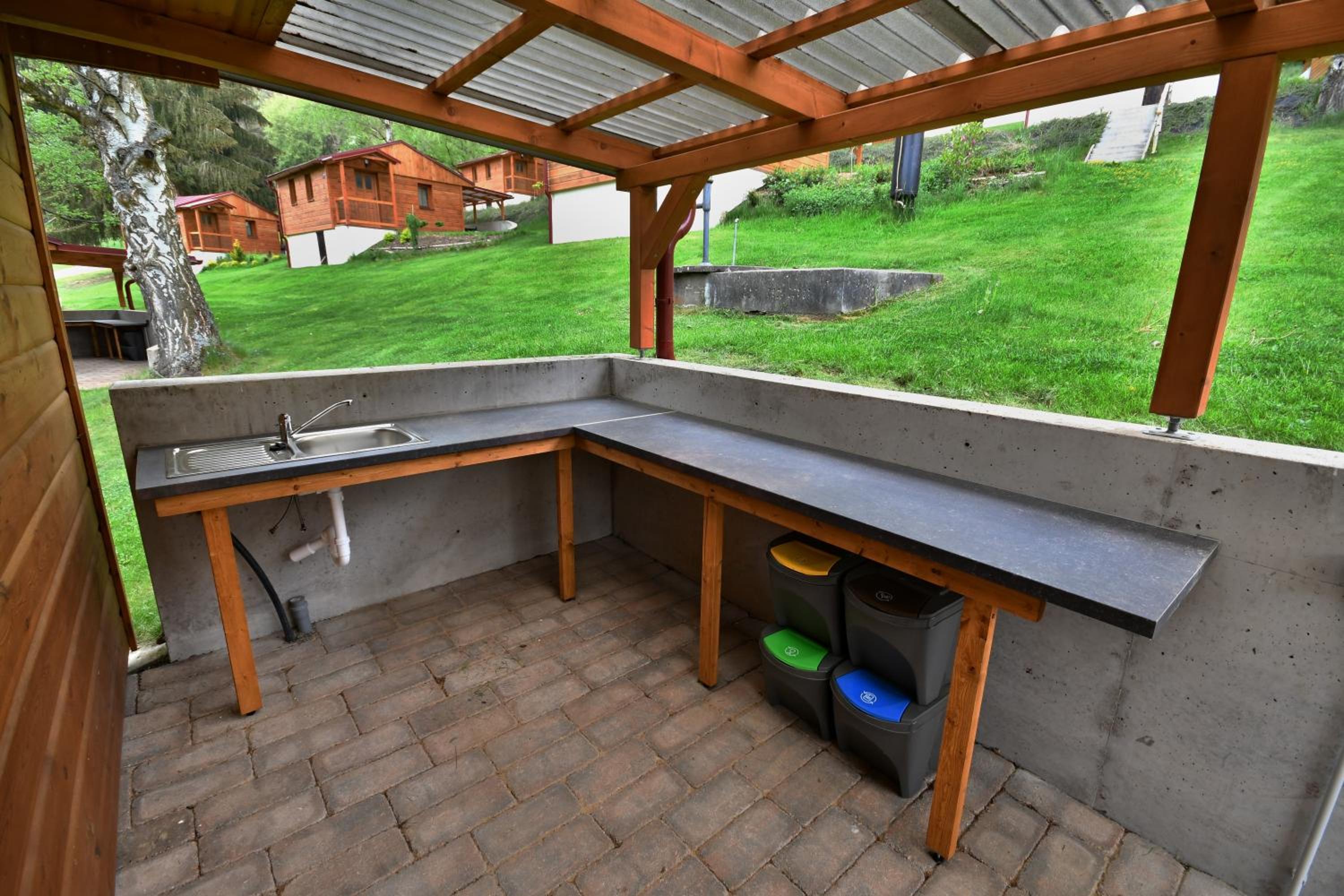 Apartment with Terrace - Photo 18