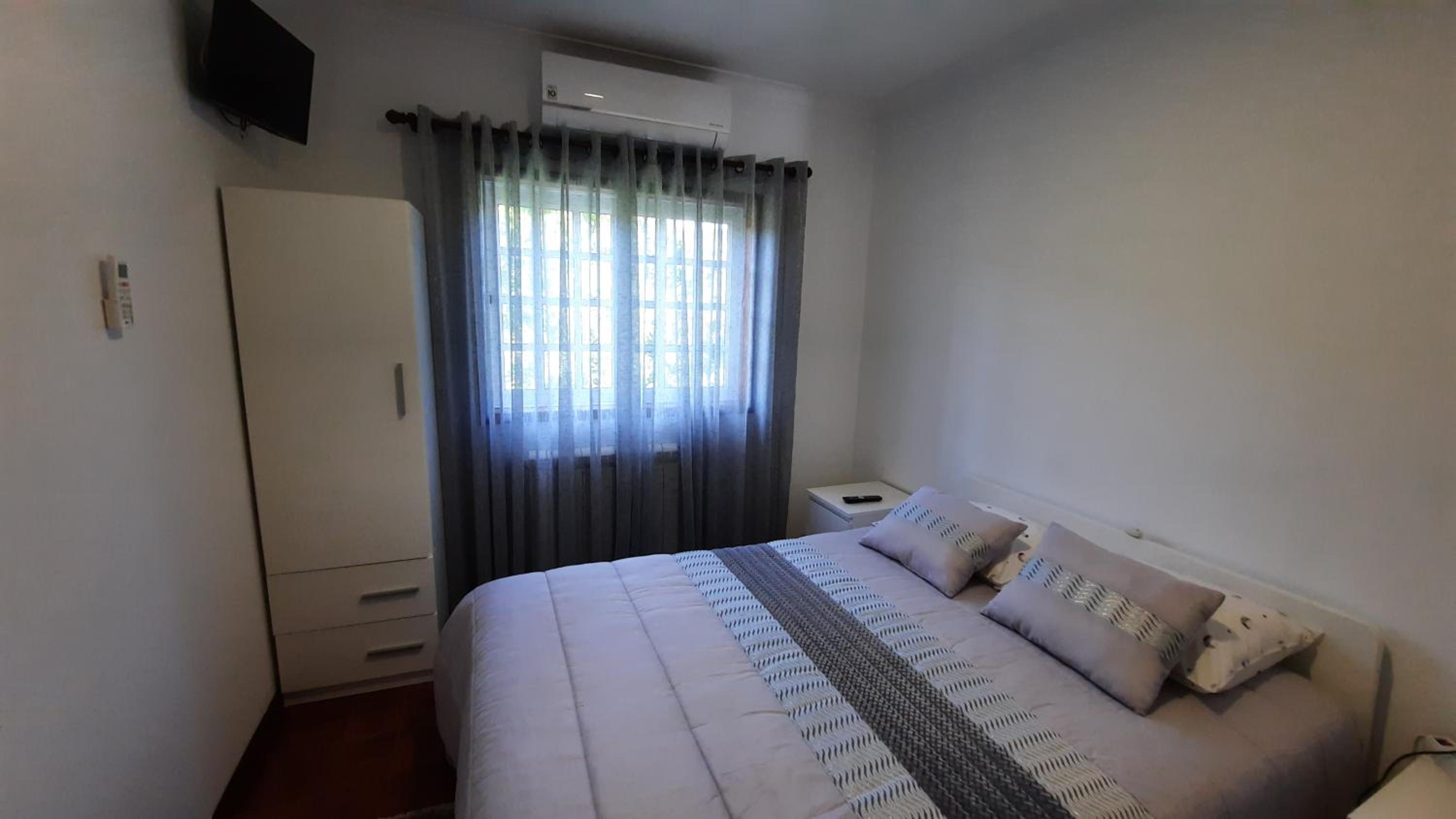 Family Room with Bath - Photo 5