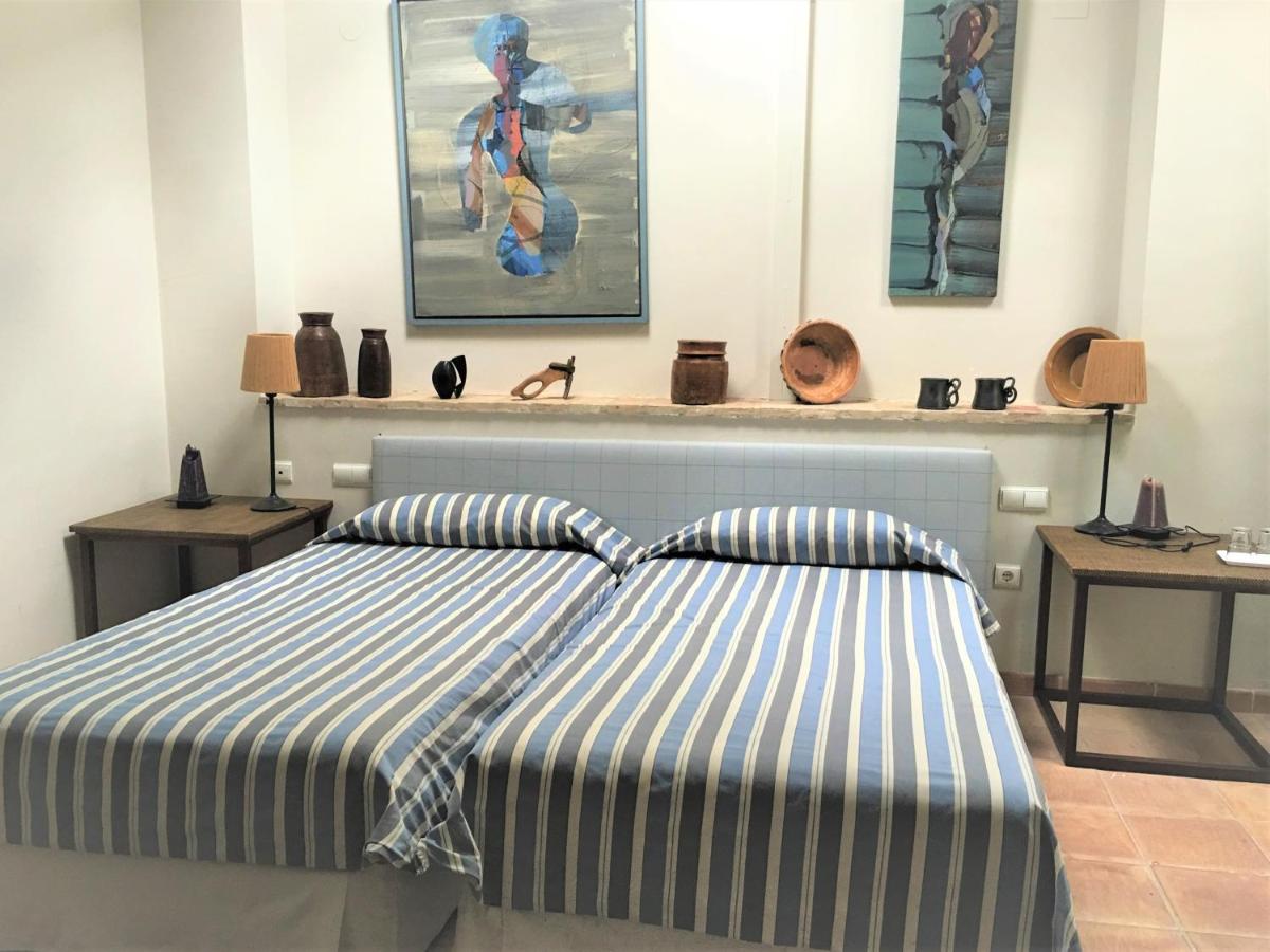 Twin Room - Photo 8