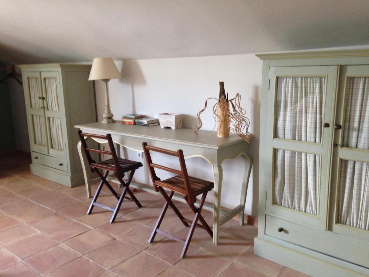 Twin Room - Photo 25