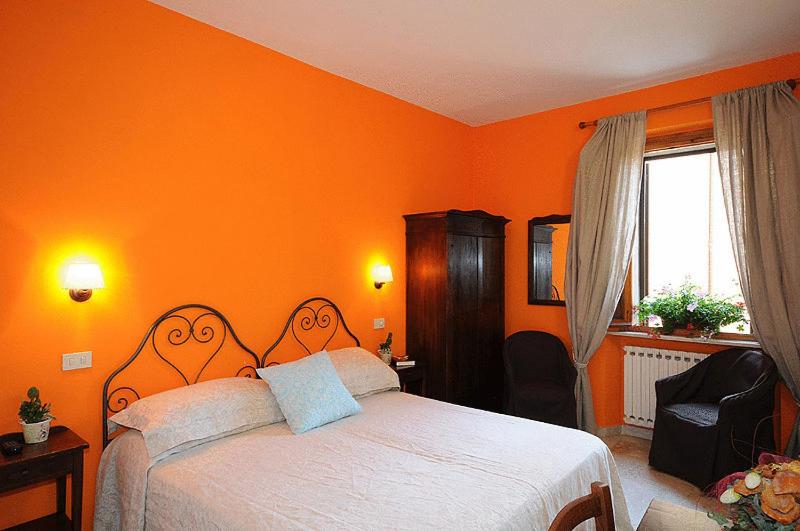 Standard Double or Twin Room - Photo 1