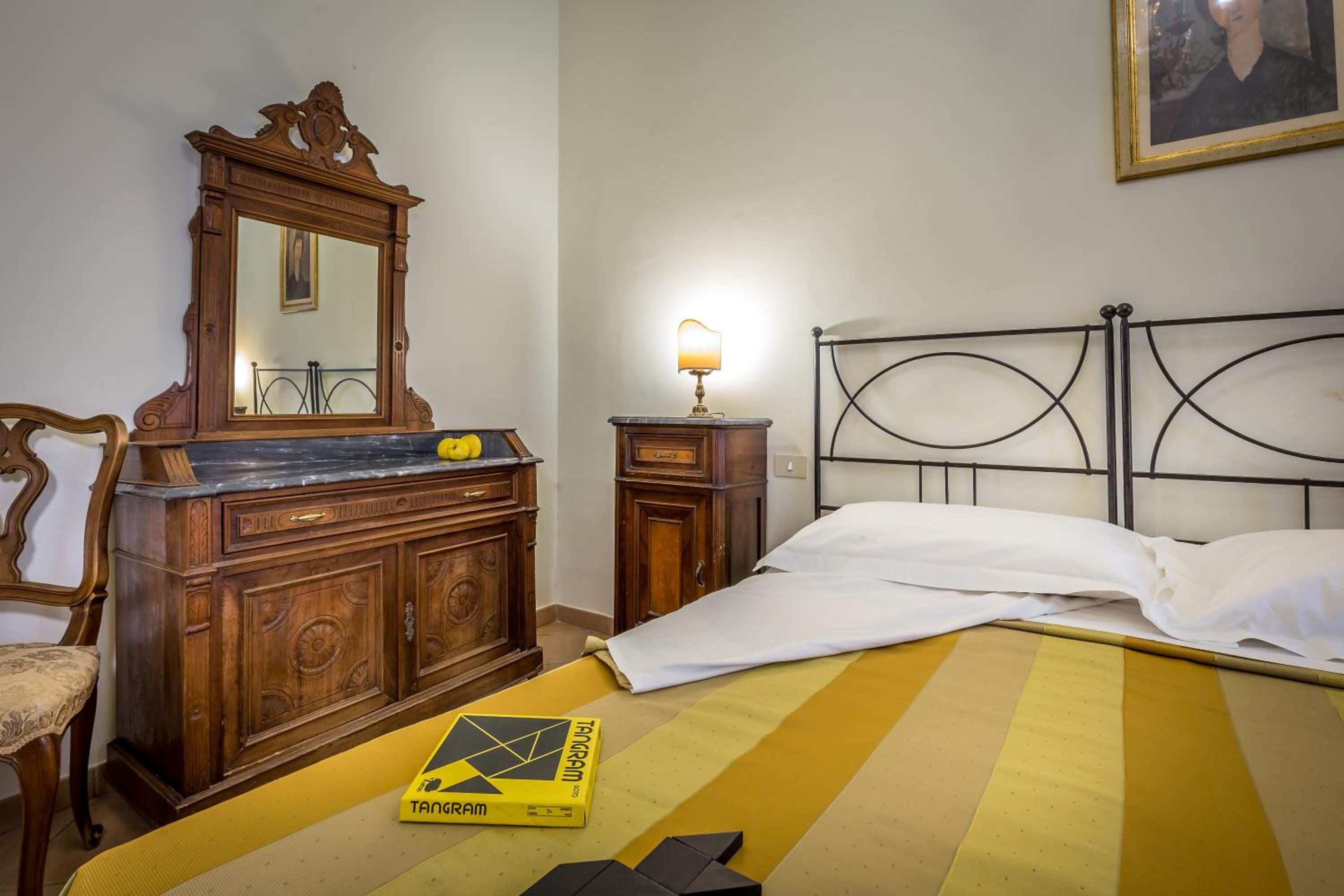 Double or Twin Room with Bathroom photo 2