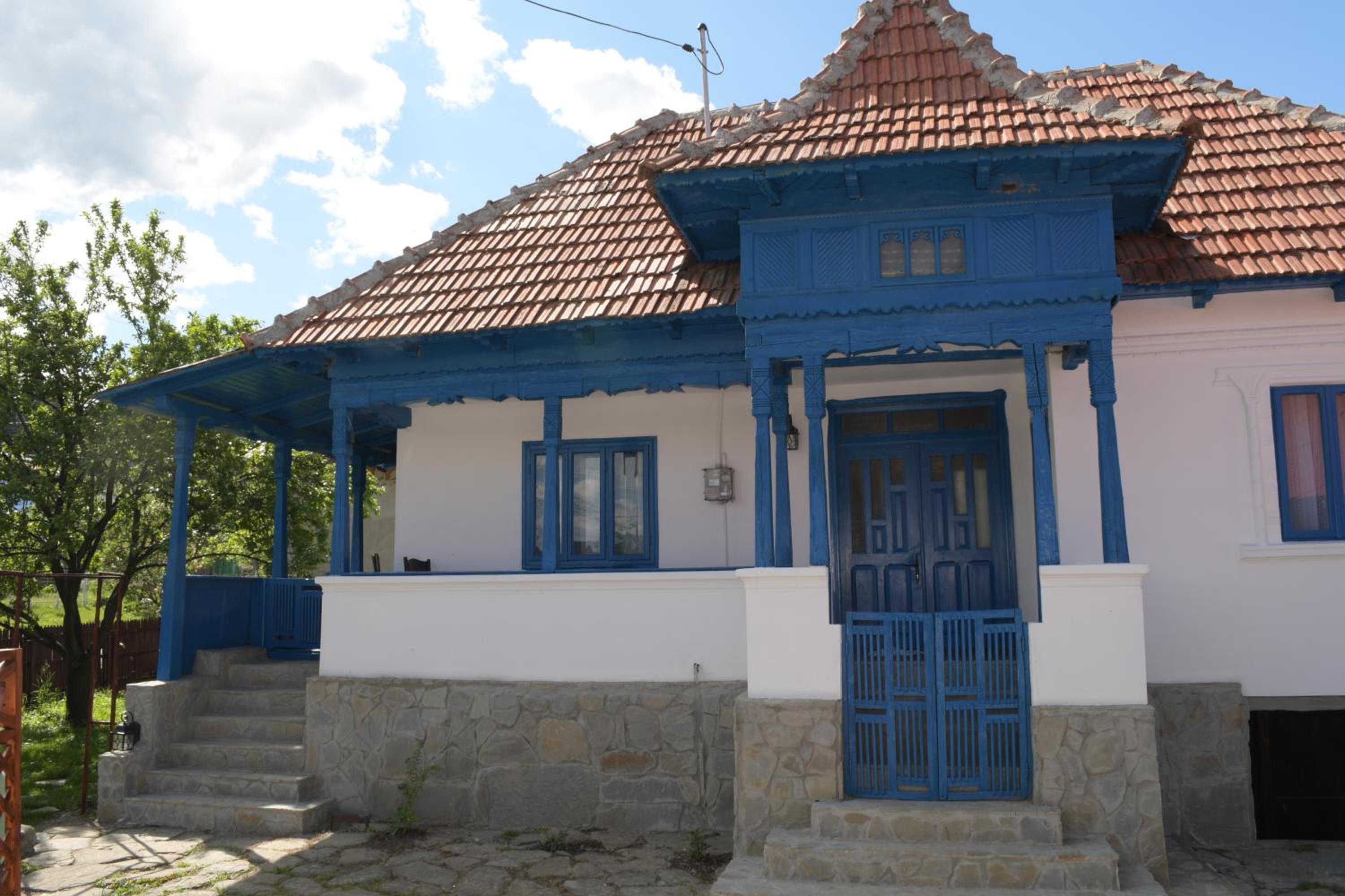 Two-Bedroom House - Photo 96