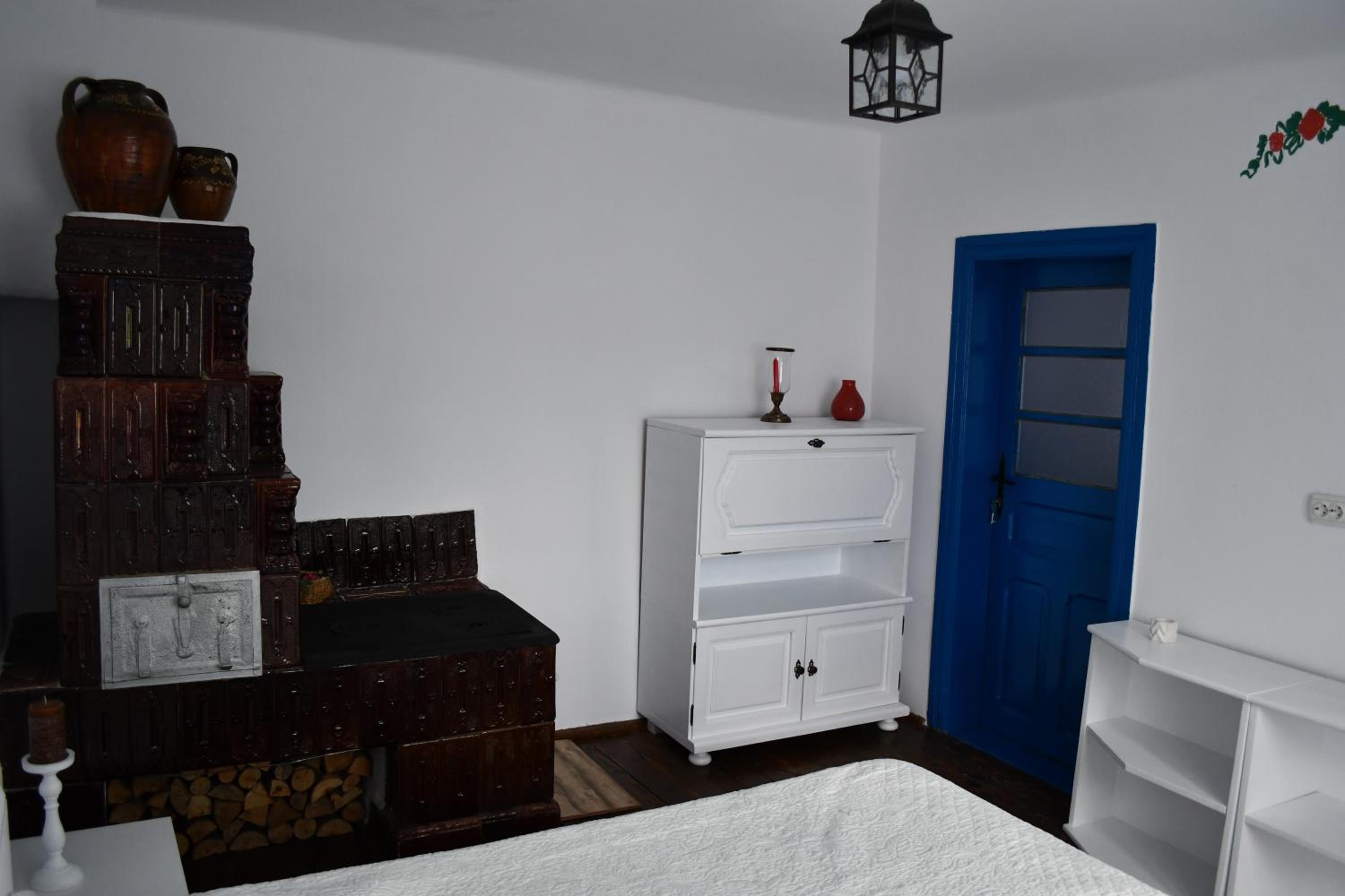Two-Bedroom House - Photo 90