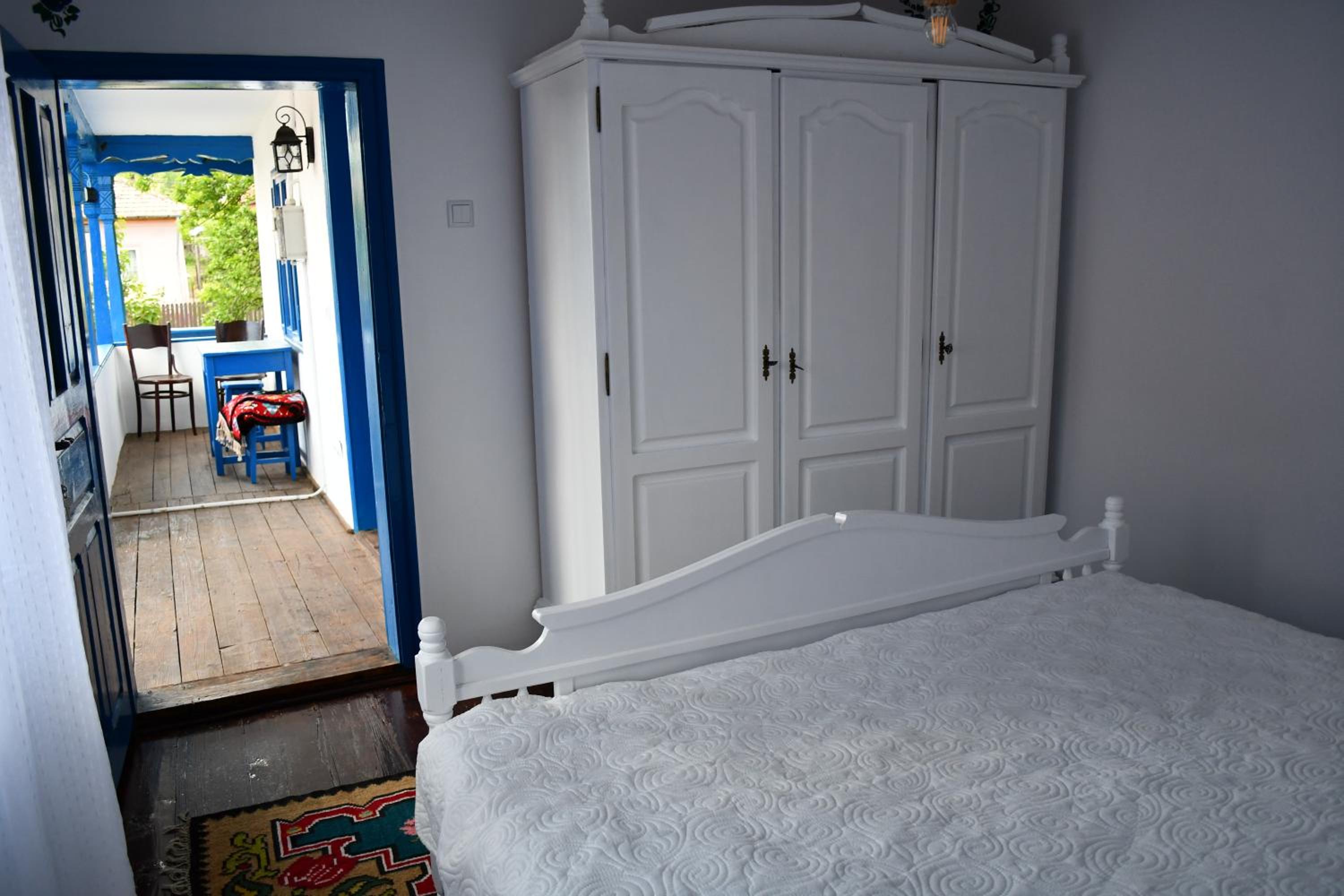 Two-Bedroom House - Photo 87