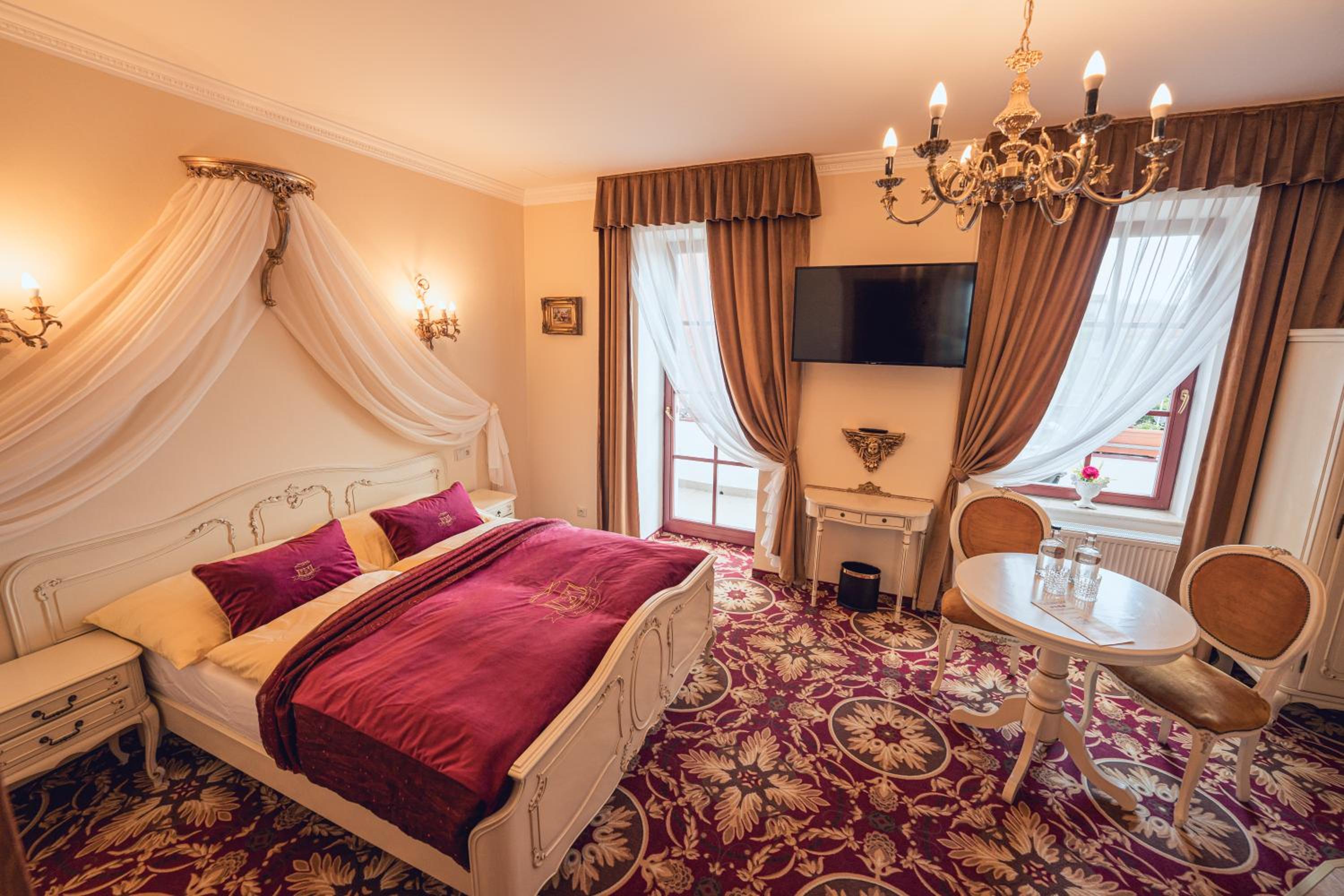Superior King Room