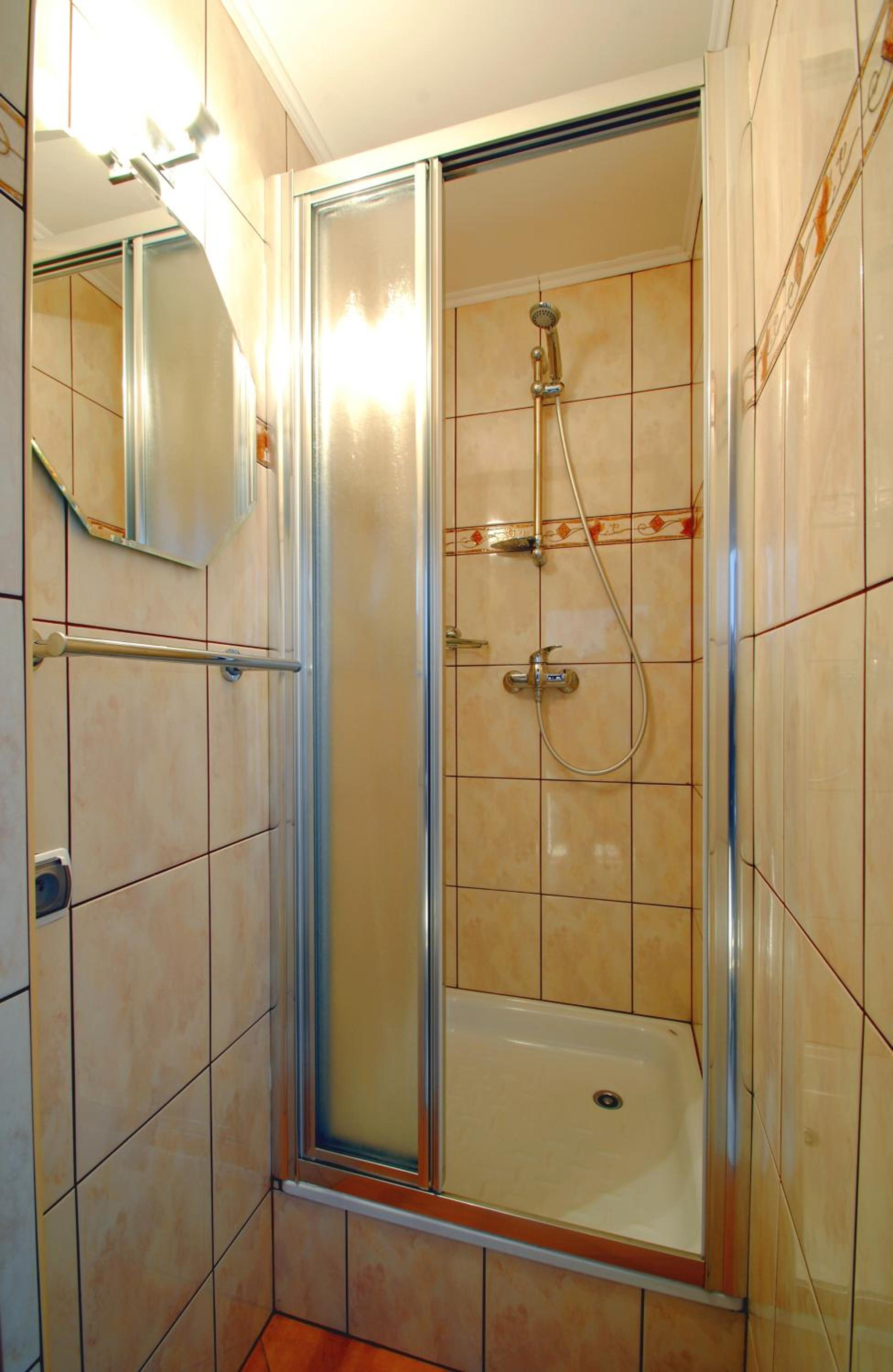 Two-Bedroom Apartment with Balcony photo 2