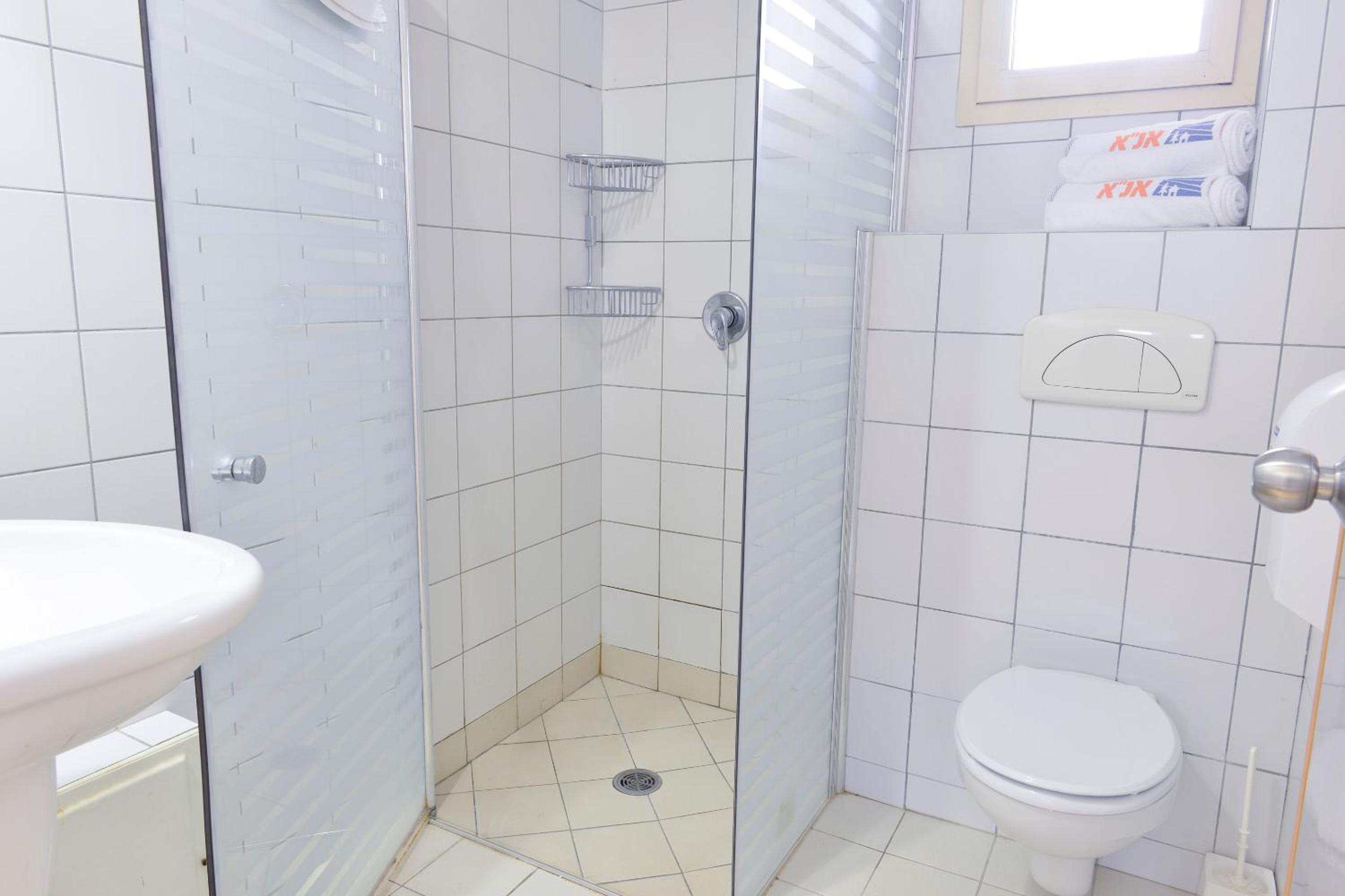 Standard Room - Photo 8