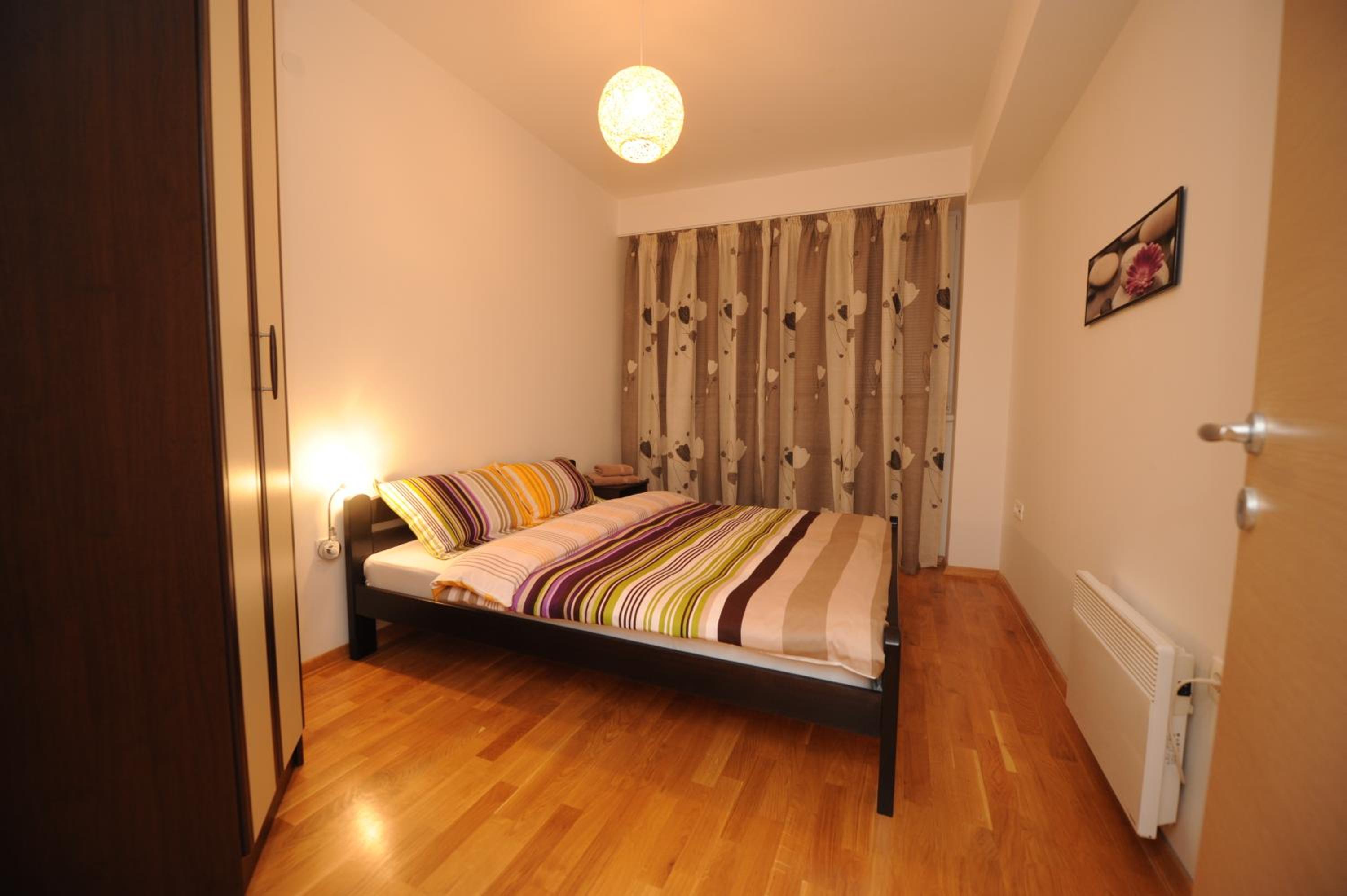 Superior One-Bedroom Apartment 7 - Orce Nikolov Str. - Photo 11