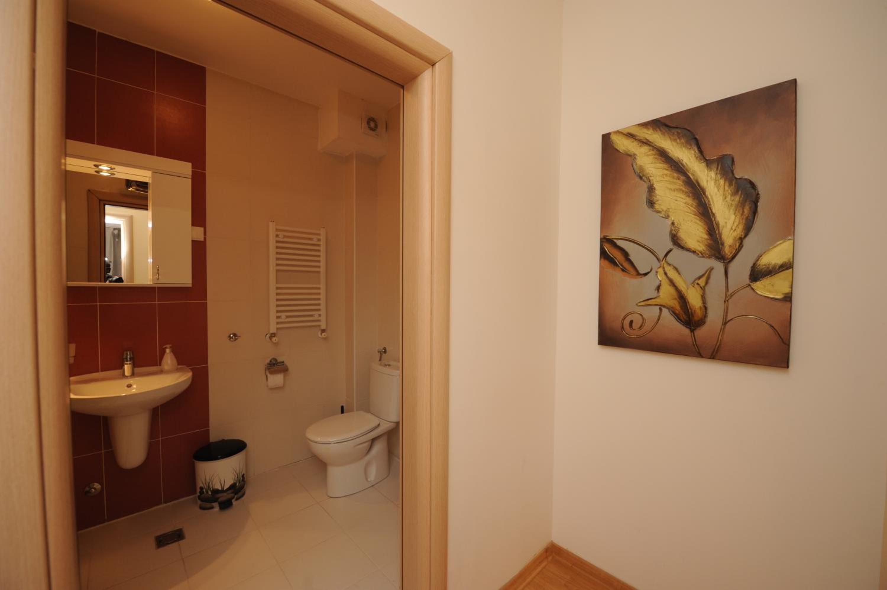 Superior One-Bedroom Apartment 7 - Orce Nikolov Str. - Photo 4