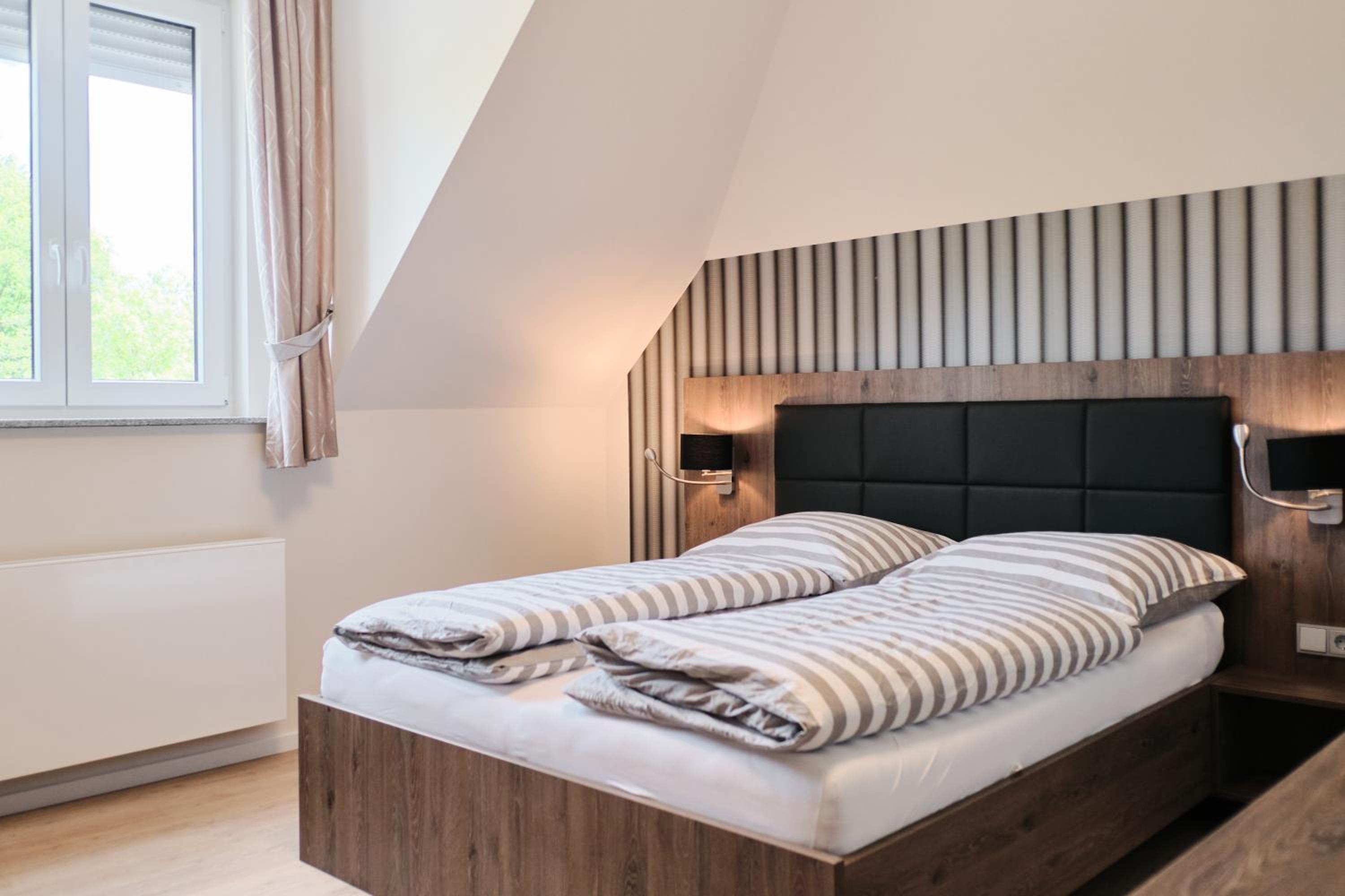 Double Room - Photo 5