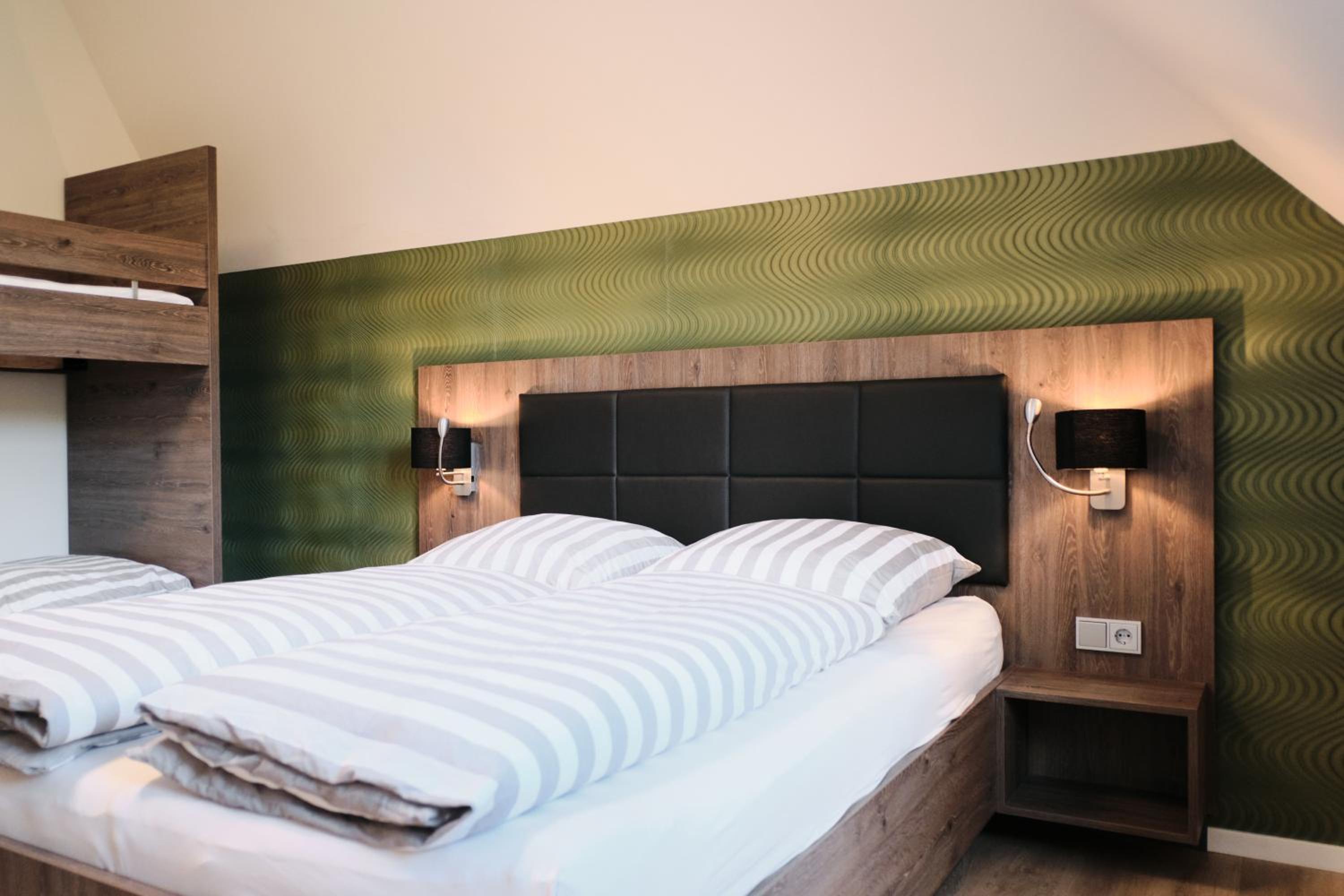 Double Room - Photo 9