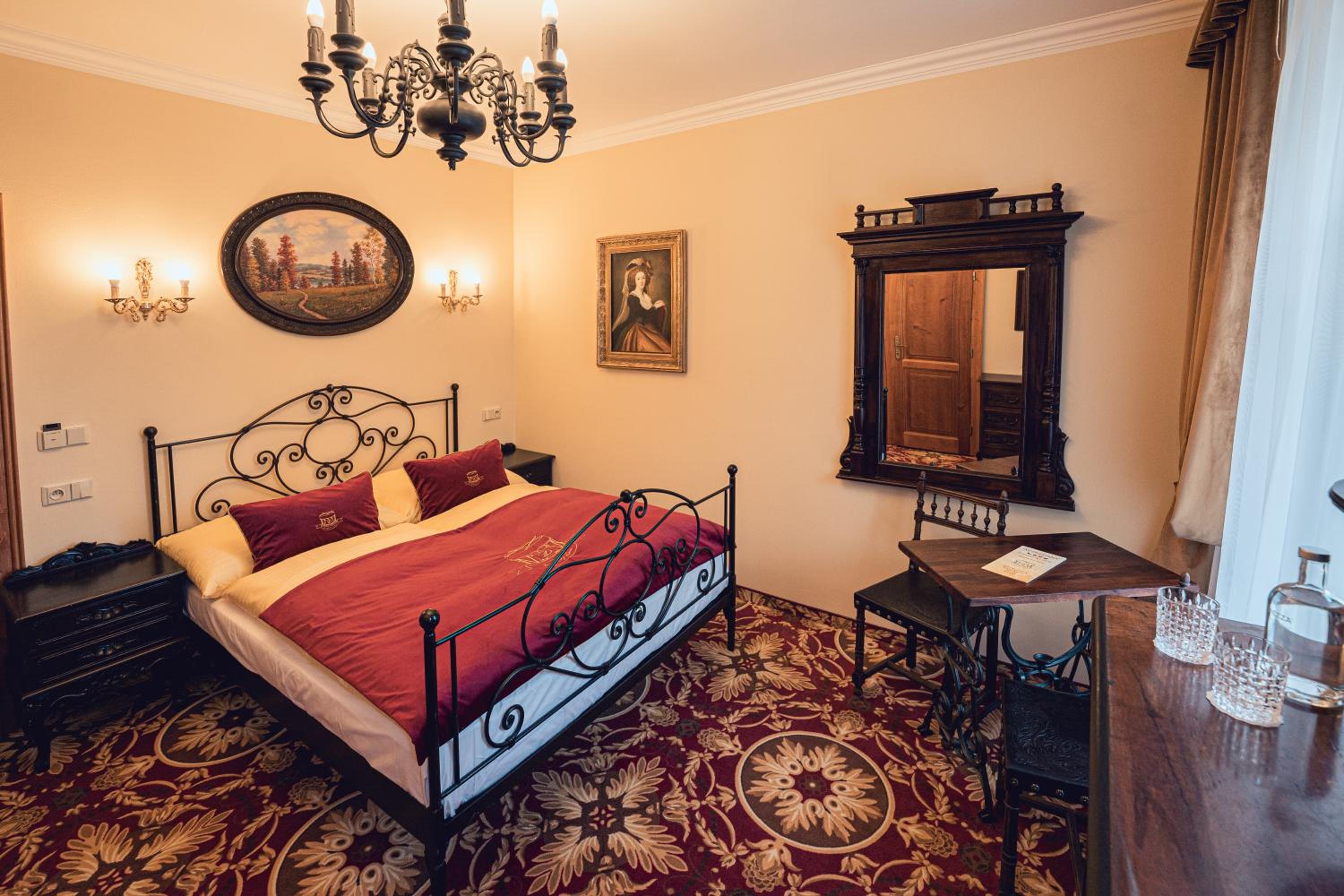 Economy Double Room