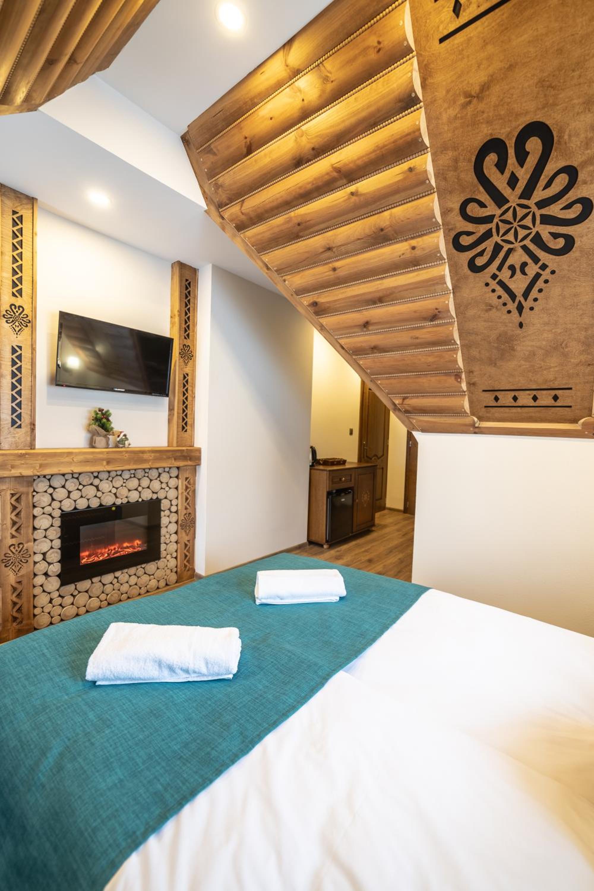 Deluxe Double Room photo 2