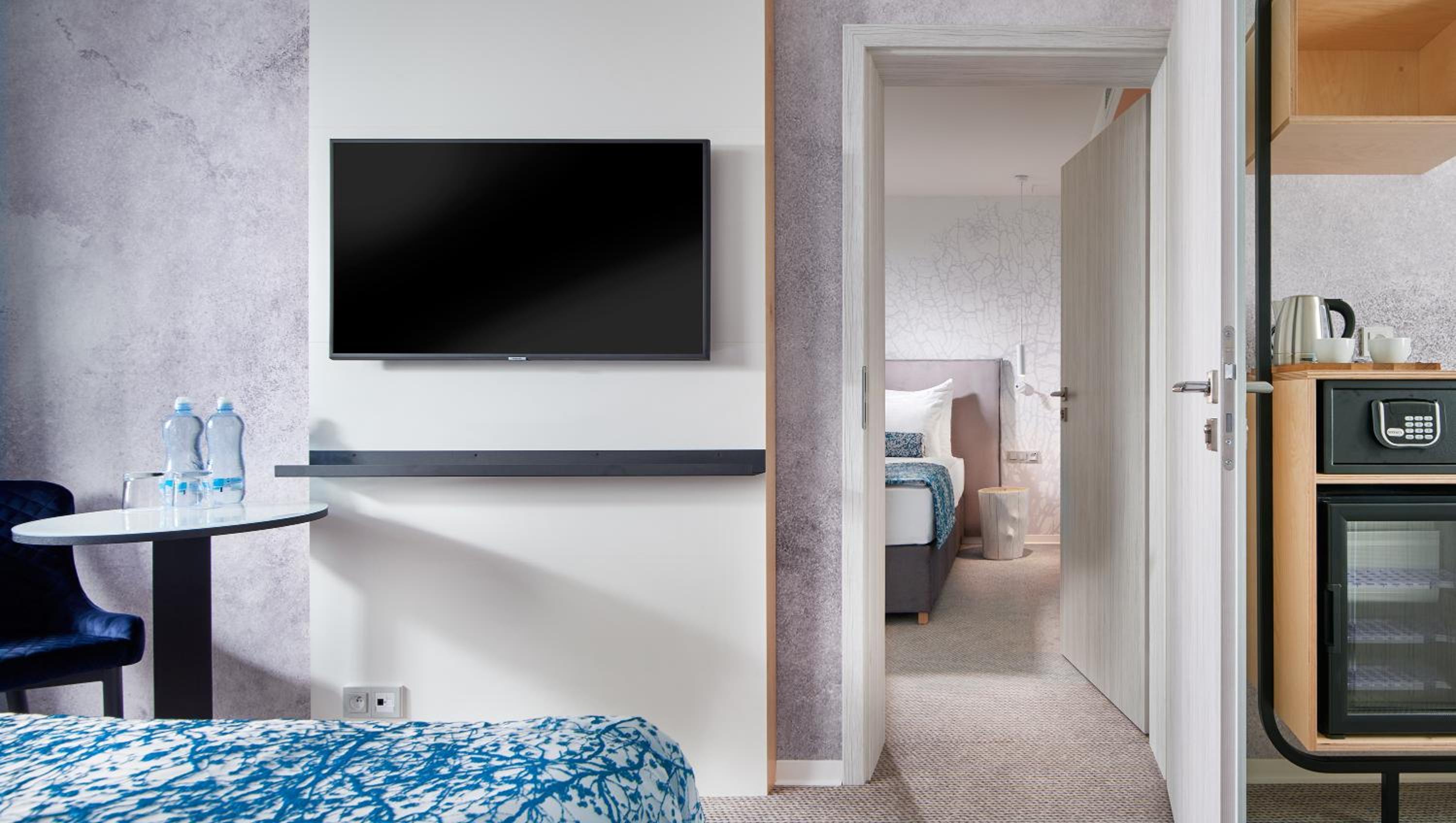 Deluxe Family Room photo 2