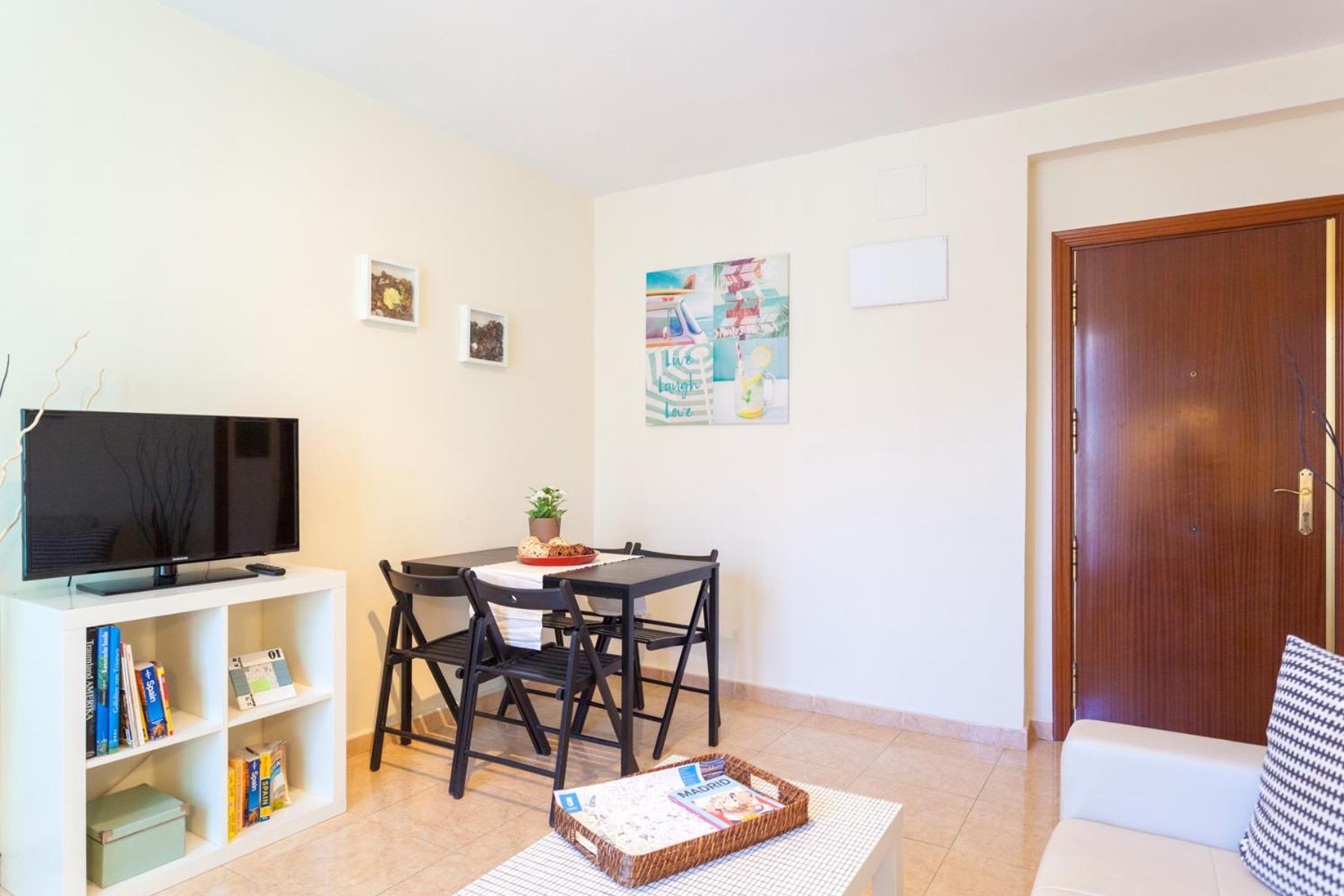 Apartment with Balcony - Photo 12