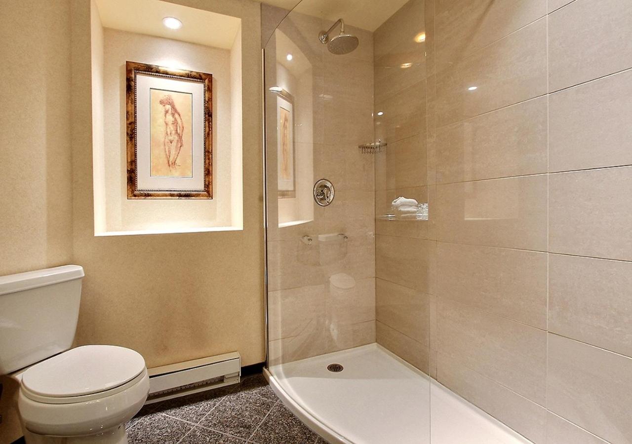 King Suite with Spa Bath