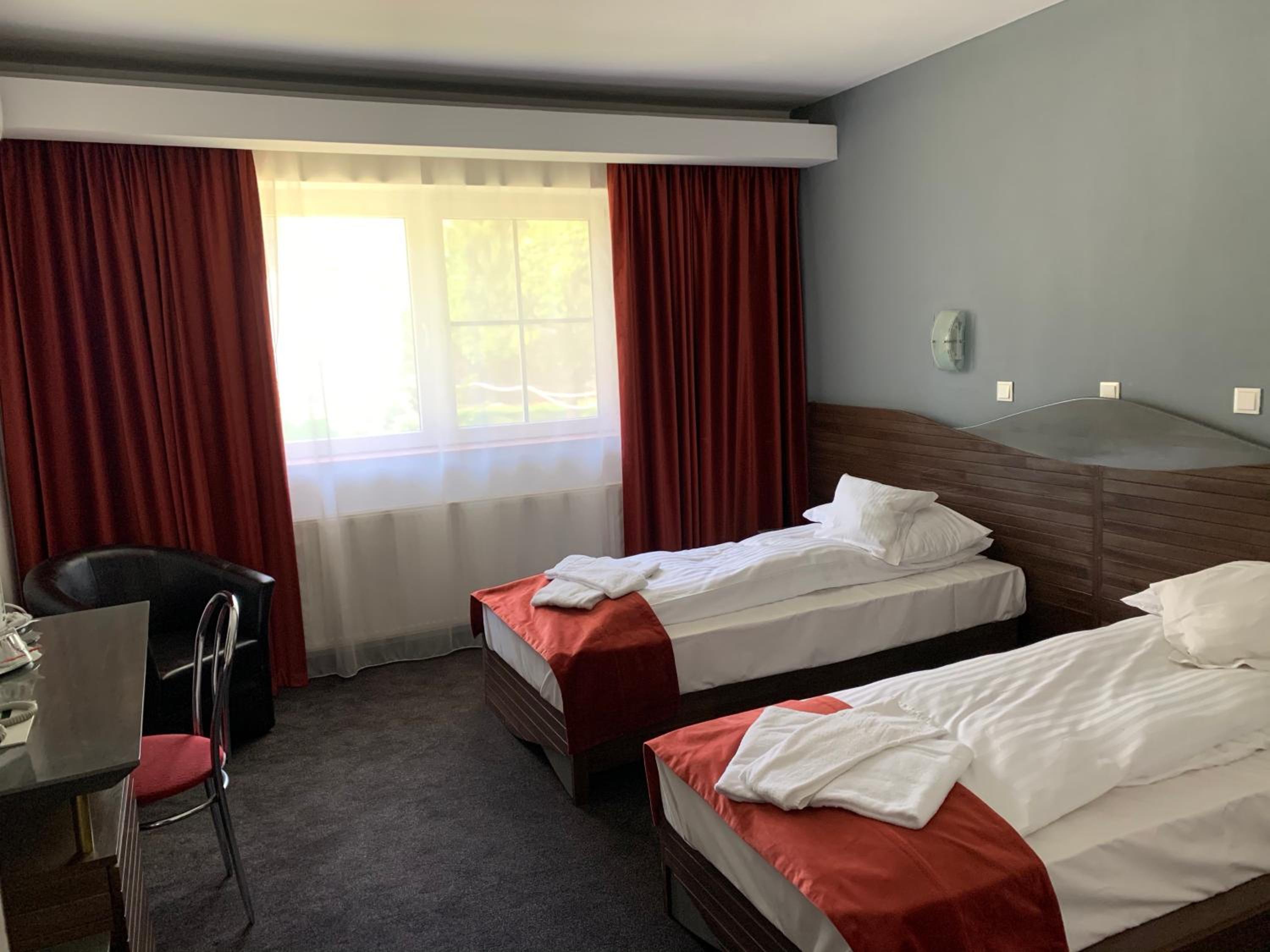 Double Room - Photo 8