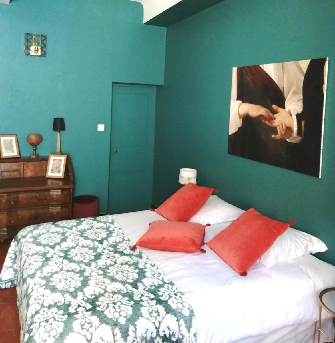 Deluxe Double or Twin Room photo 1