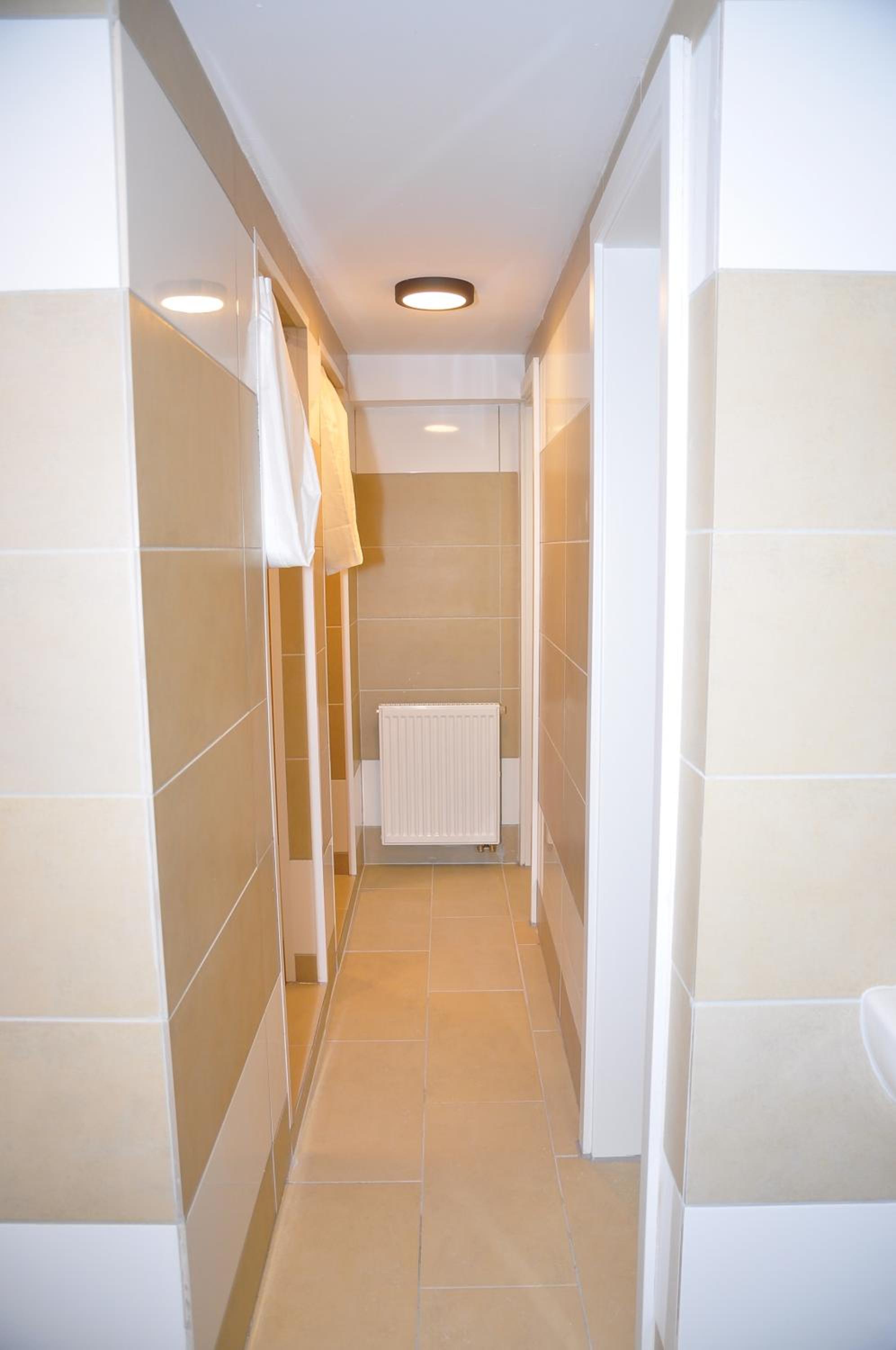 Twin Room With Shared Bathroom photo 2