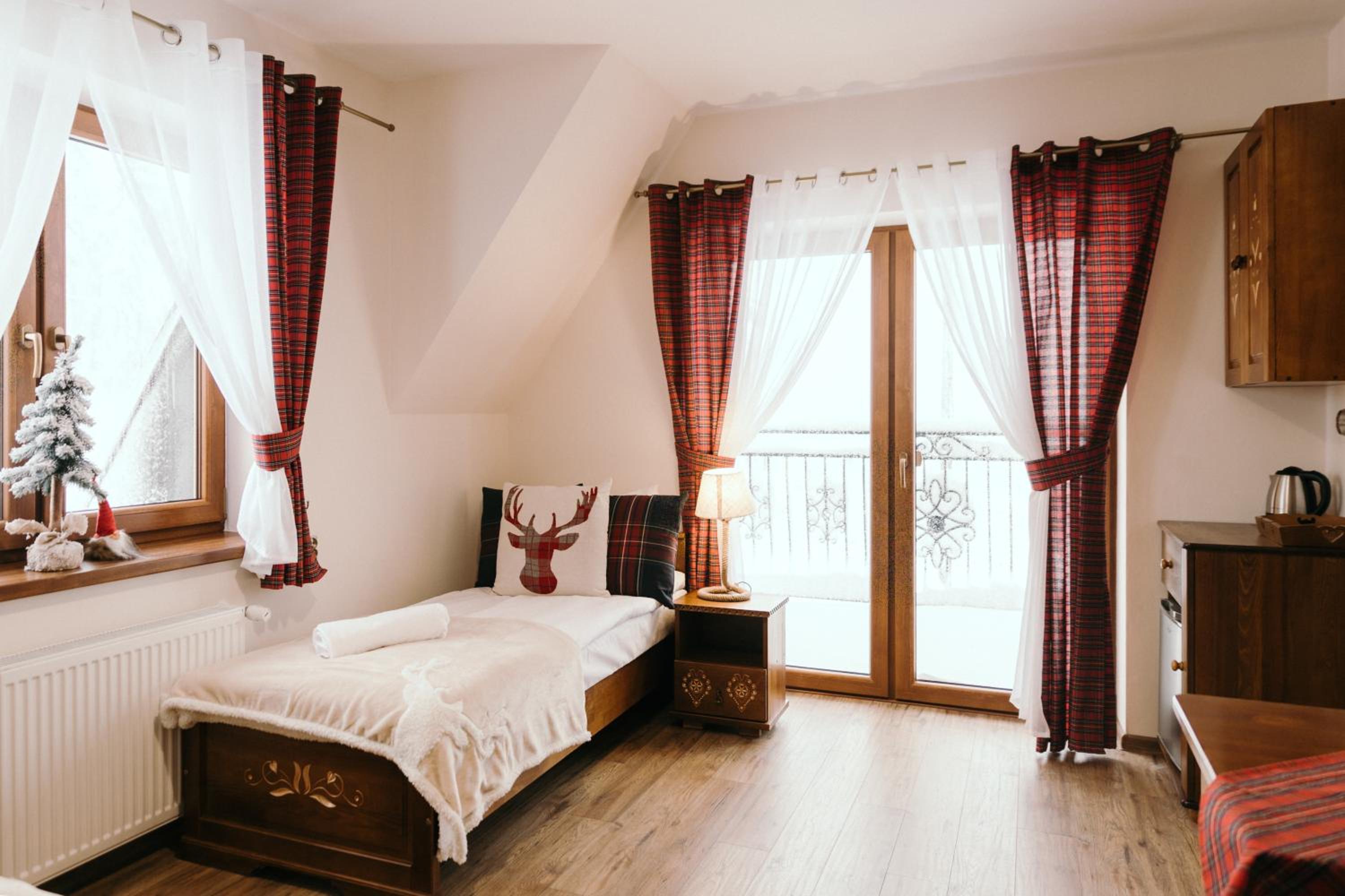 Triple Room with Balcony photo 3