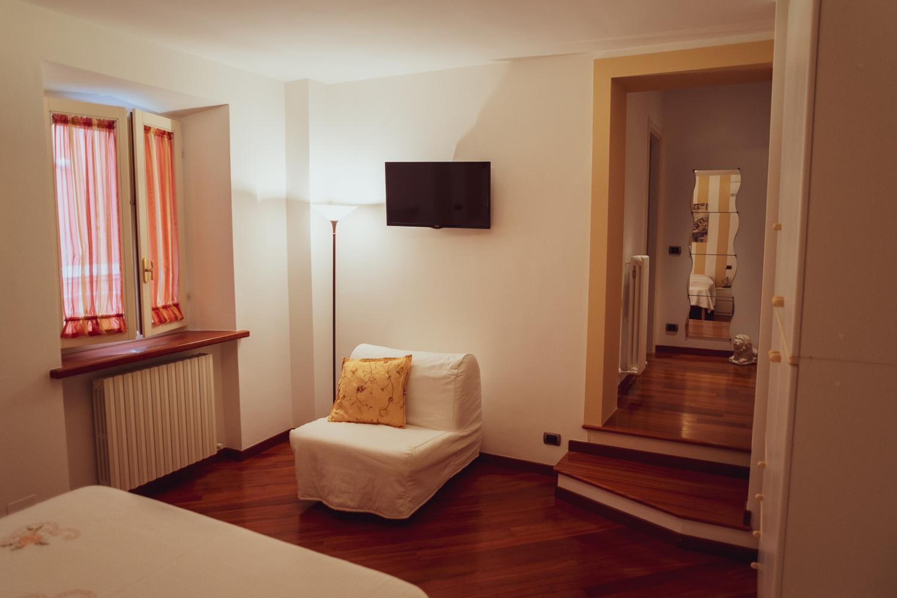 Superior Triple Room photo 3