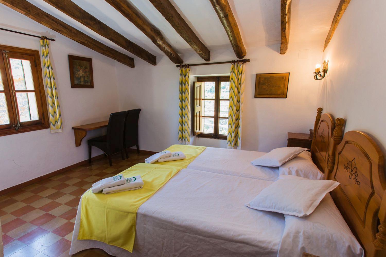 Double or Twin Room - Photo 9
