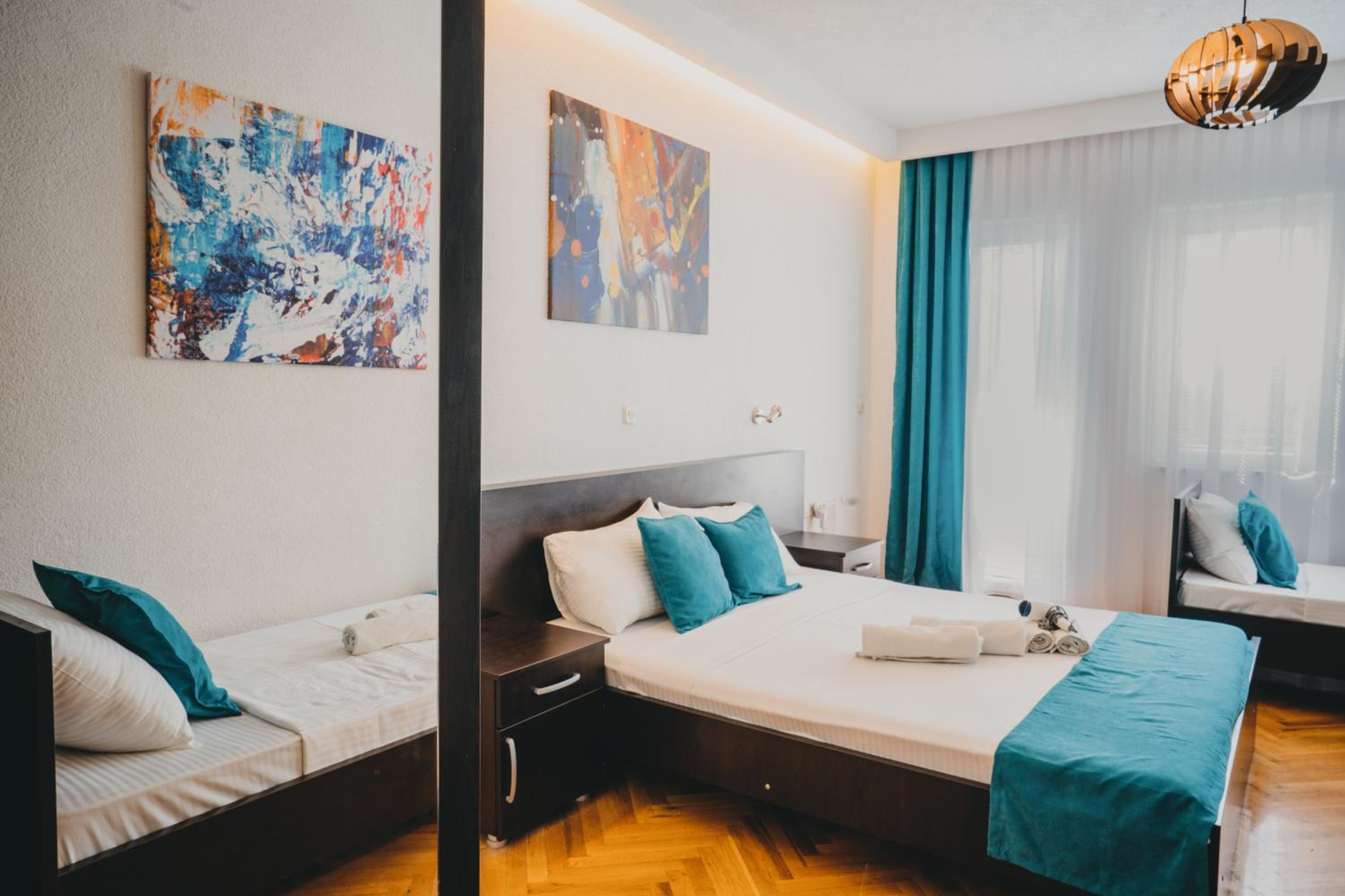 Studio Apartment (4 Adults)