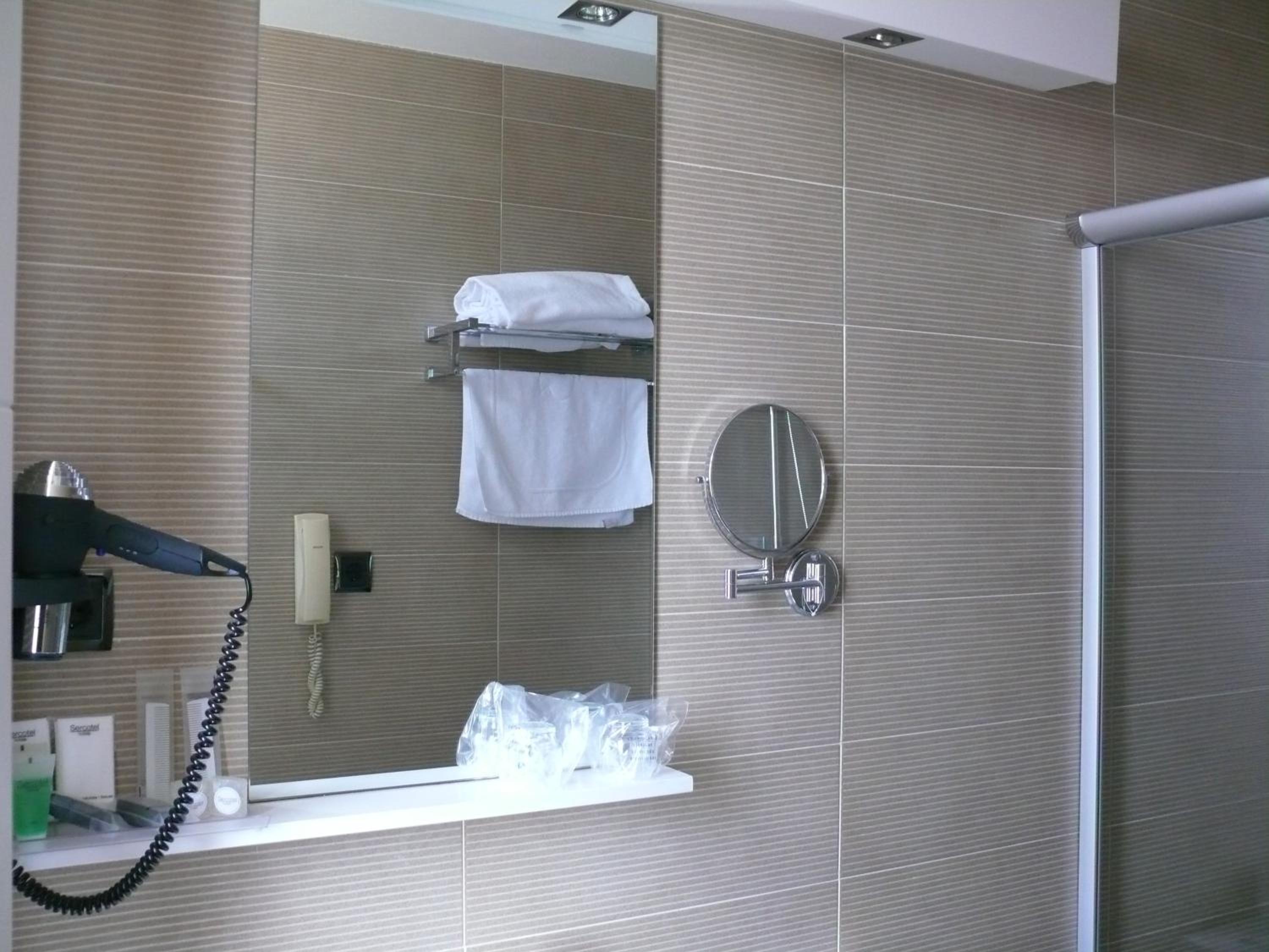 Superior Twin Room - Photo 4