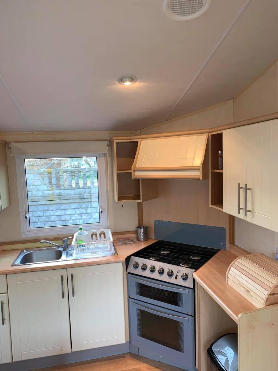 Mobile Home photo 3