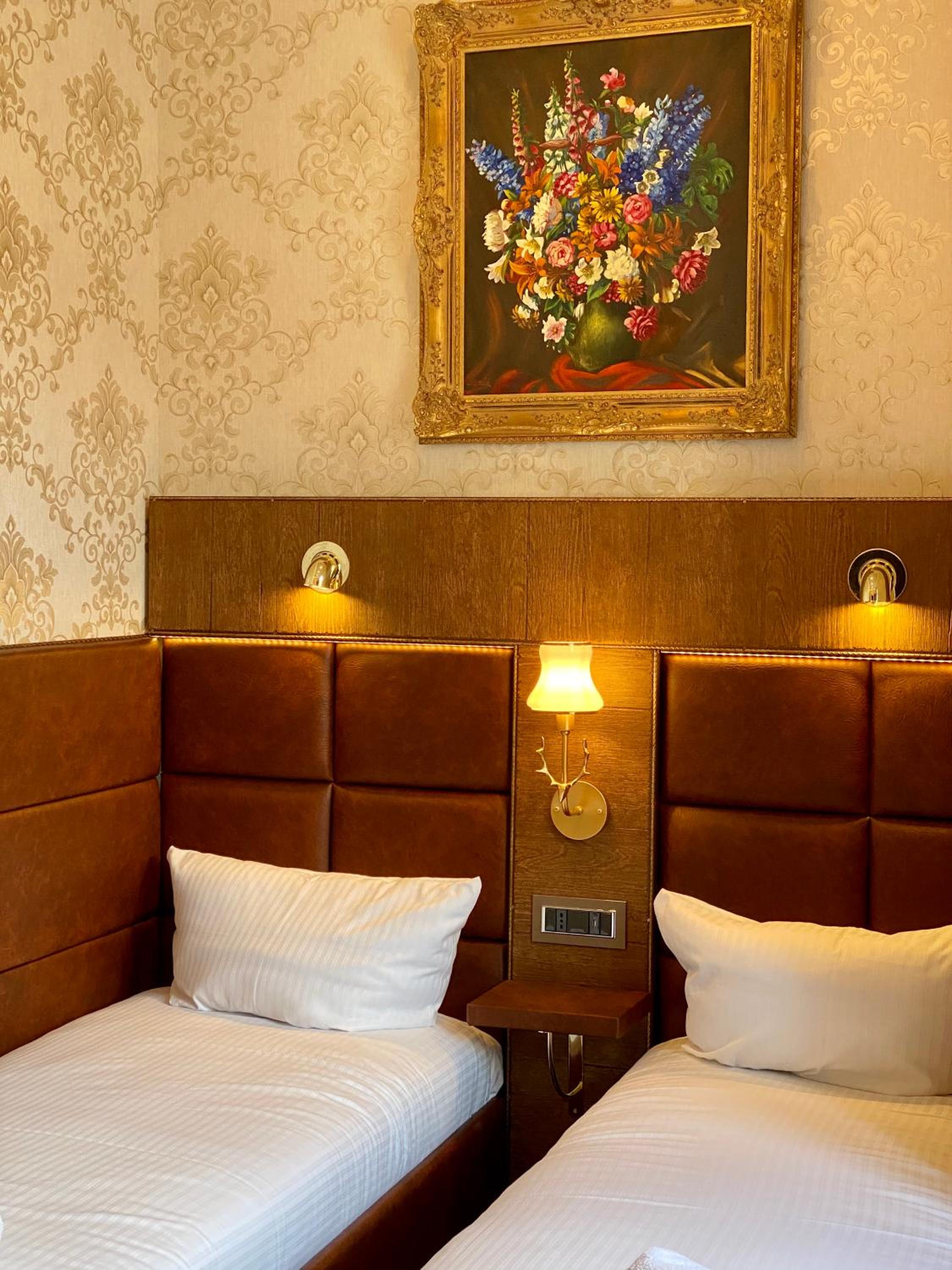 Economy Twin Room