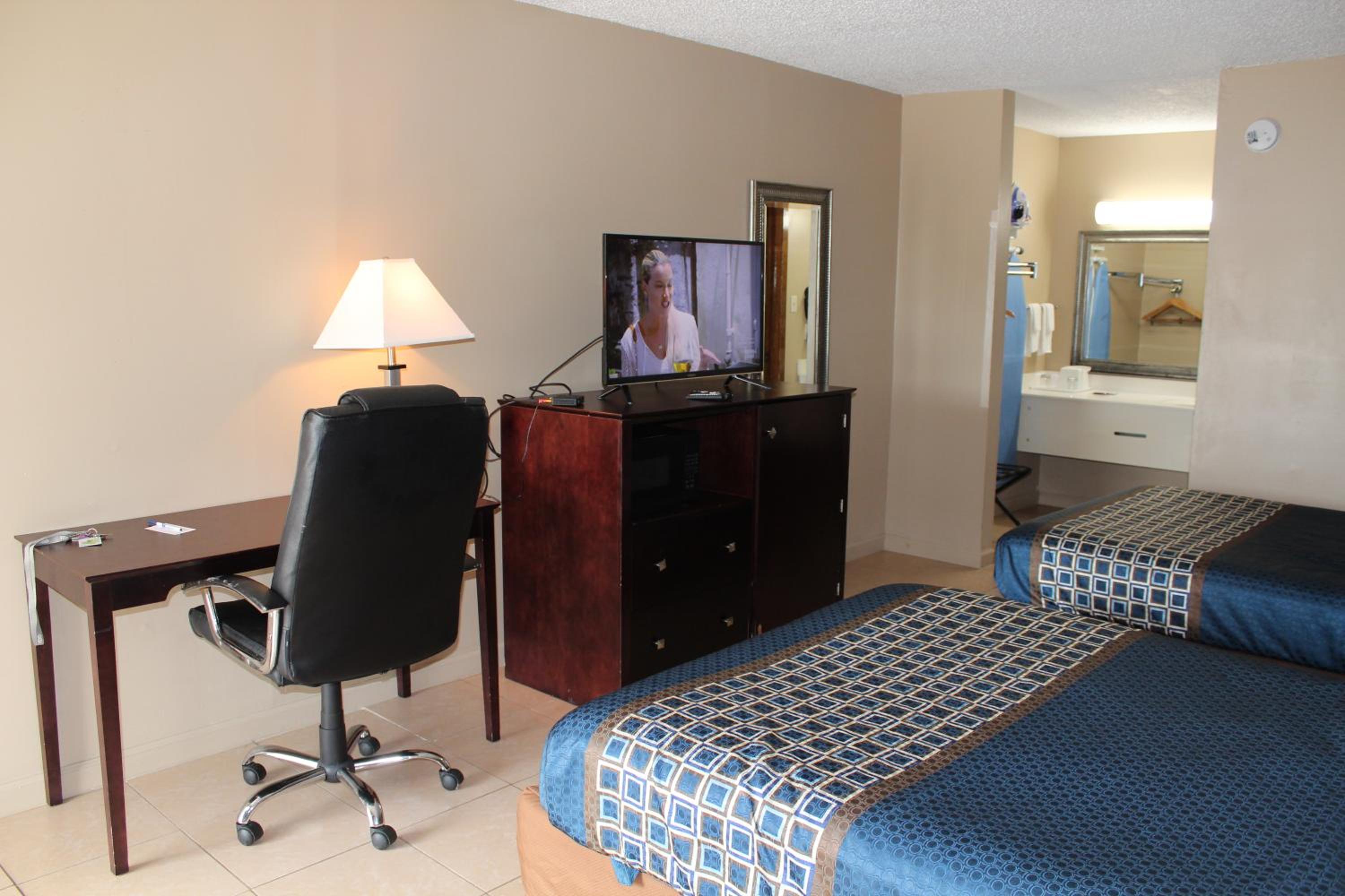 Double Room with Two Double Beds - Non-Smoking