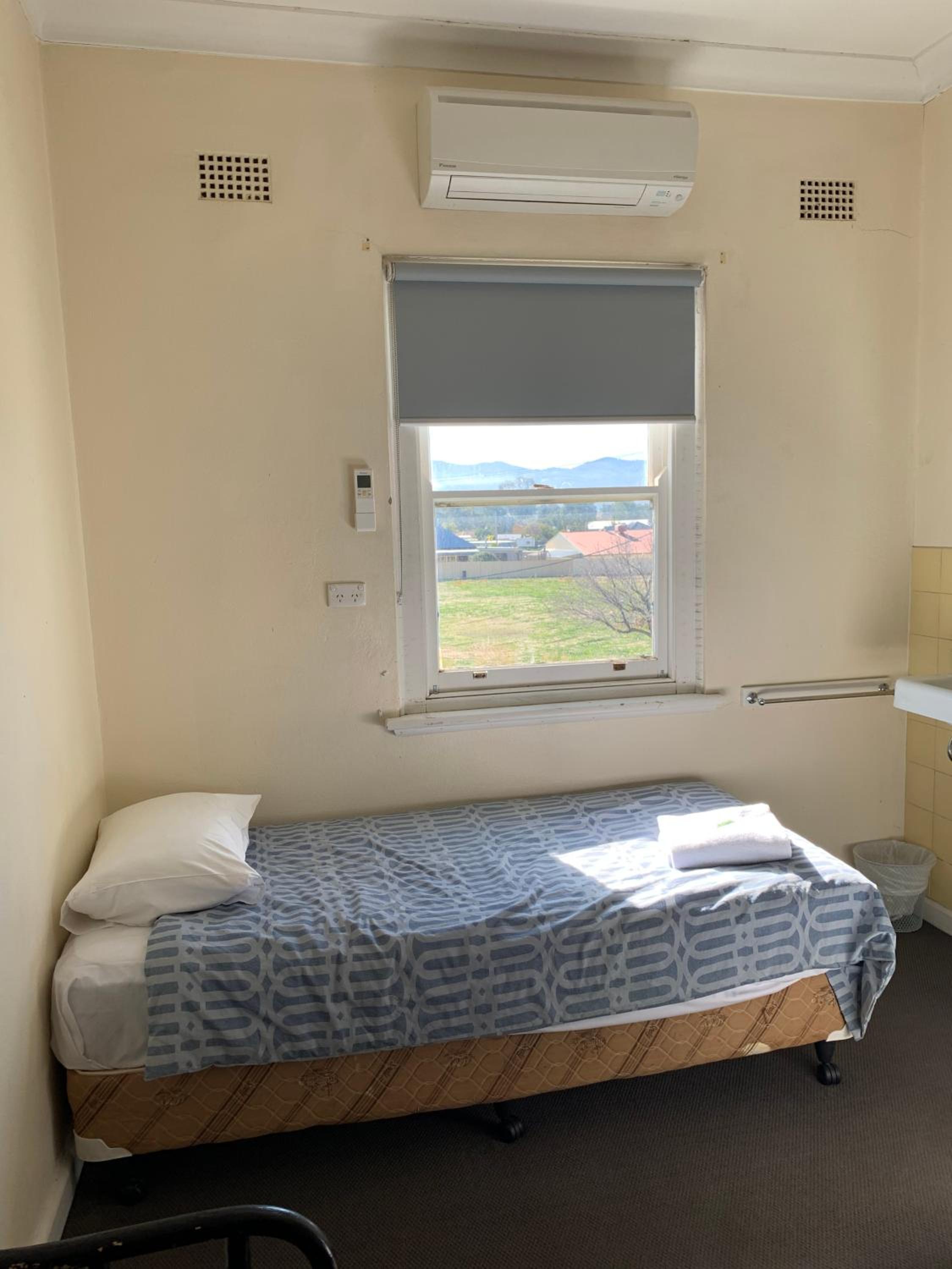 Standard Triple Room - Photo 3