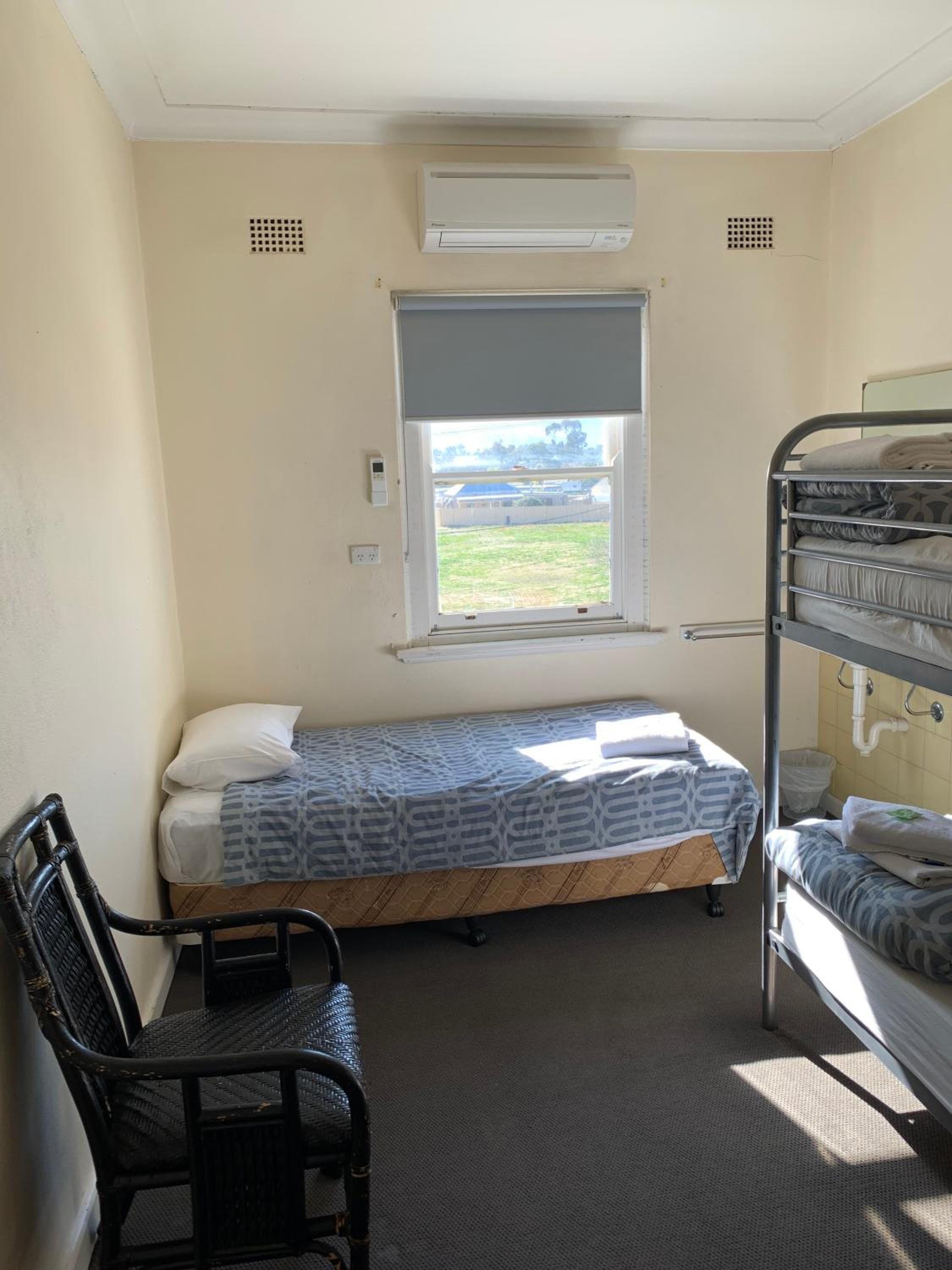 Standard Triple Room - Photo 1