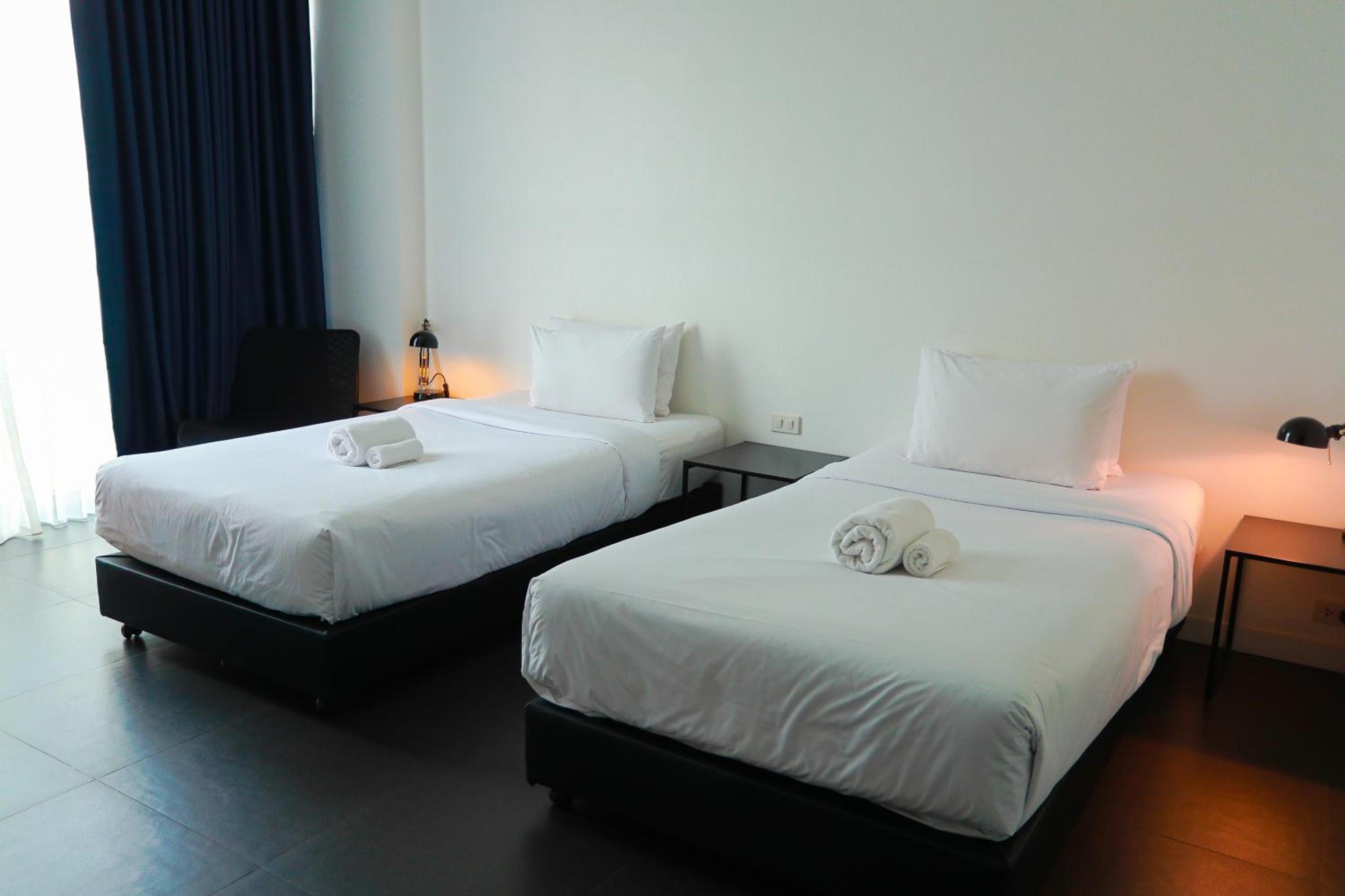 Standard Twin Room - Photo 1