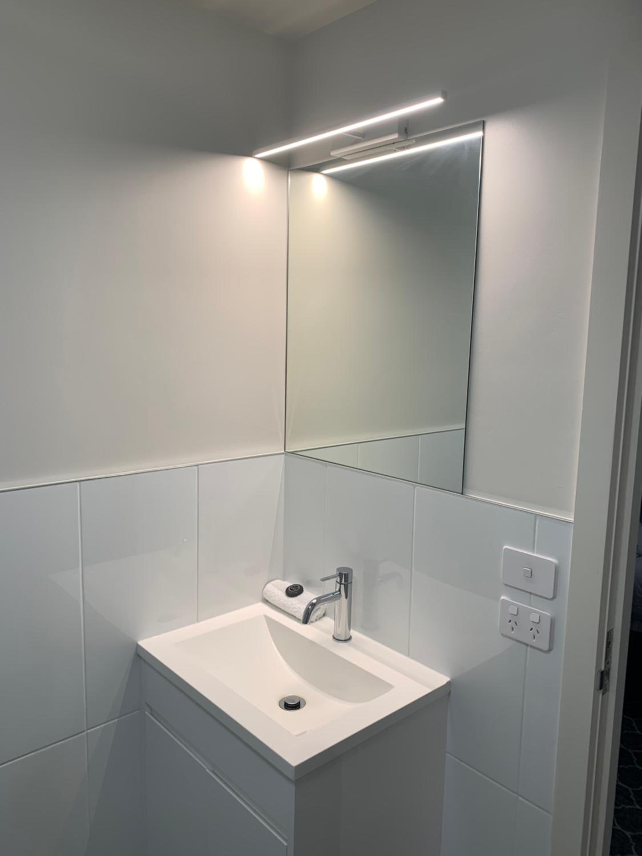 Queen Suite - Photo 2