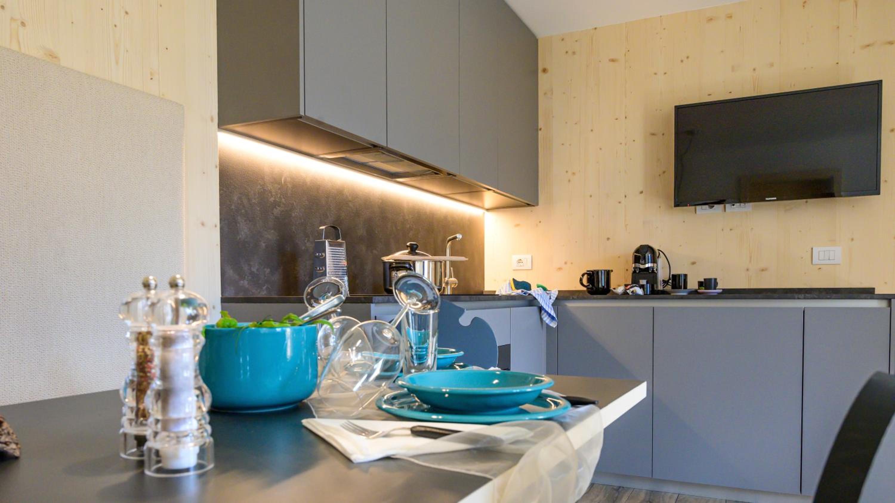Apartment with Mountain View - Photo 21