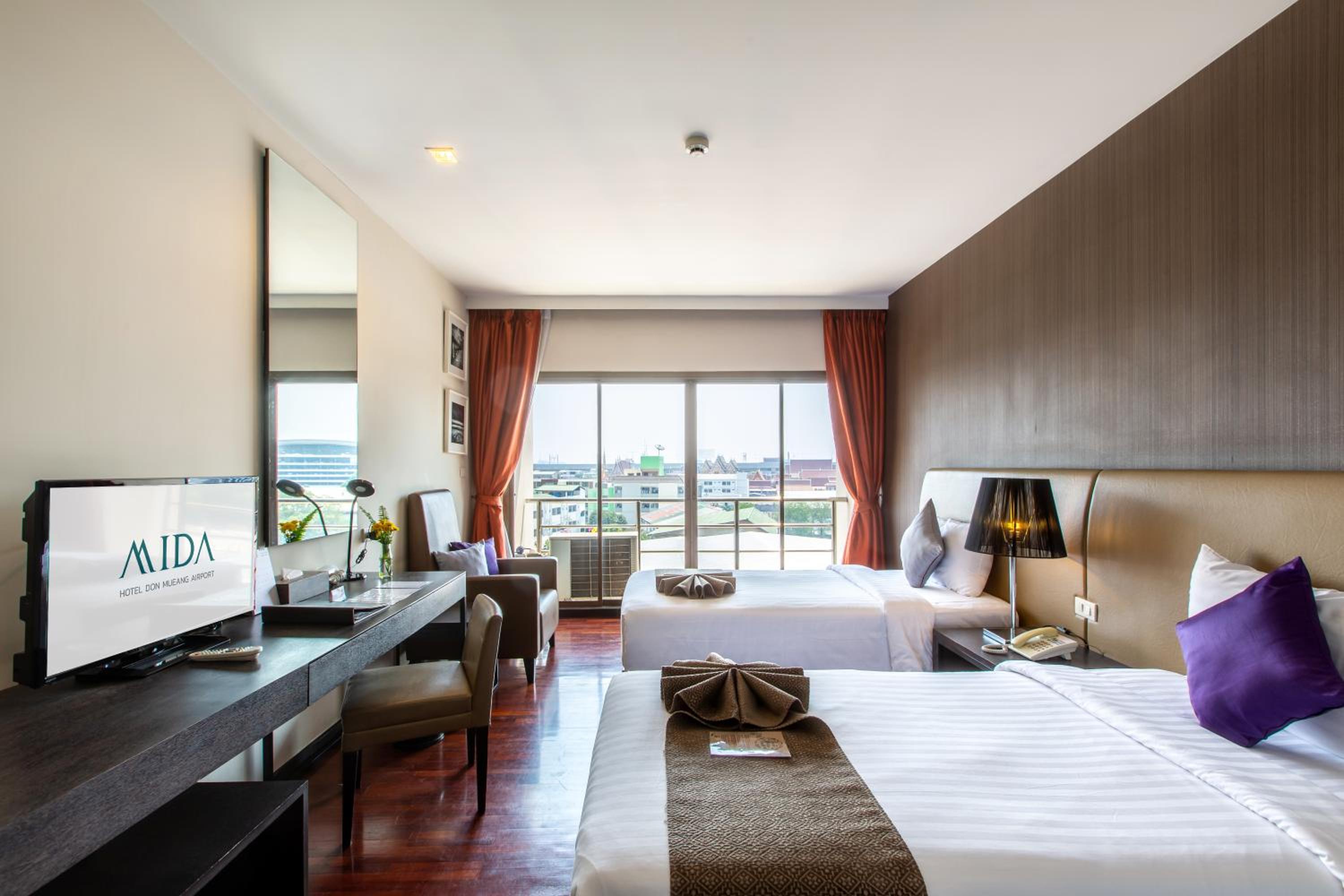 Deluxe Double or Twin Room