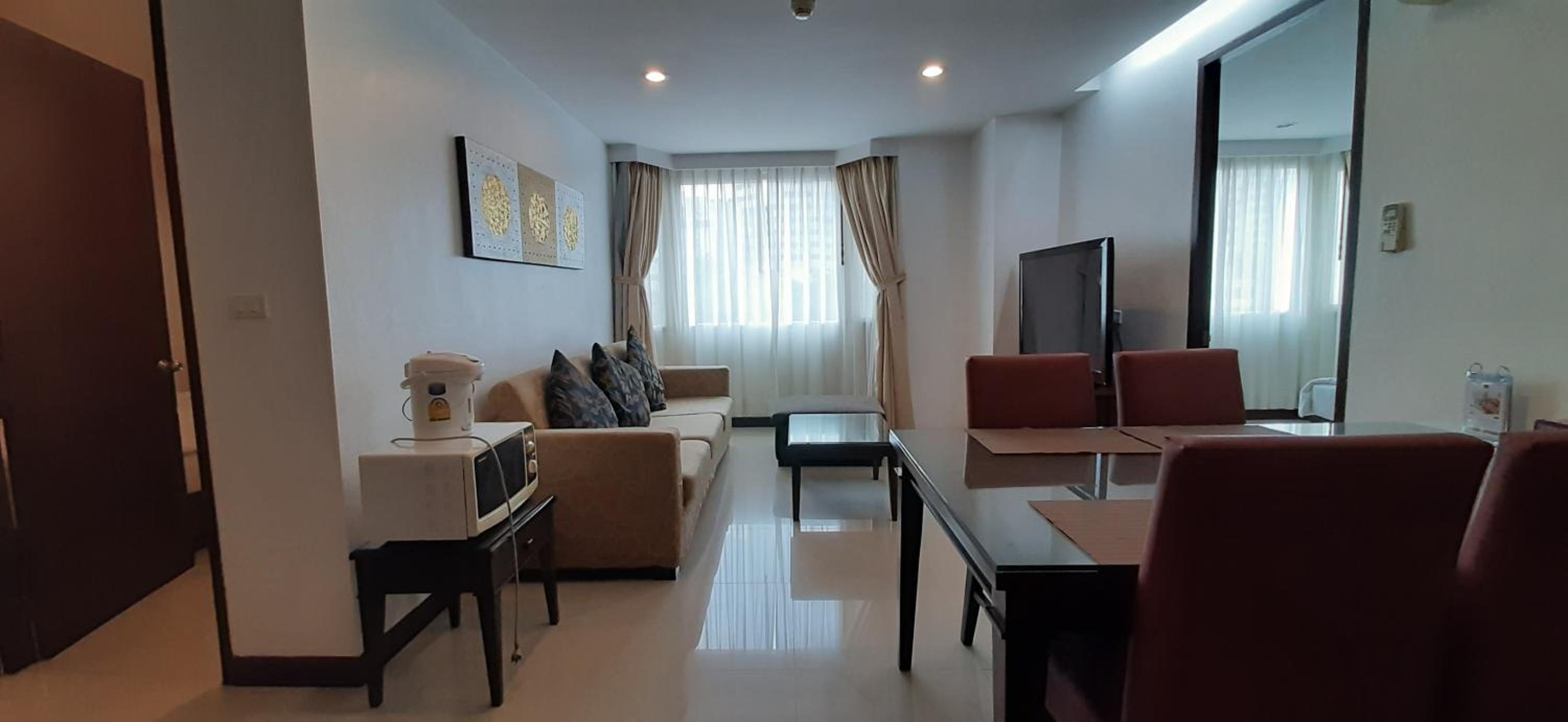 Two-Bedroom Apartment photo 2