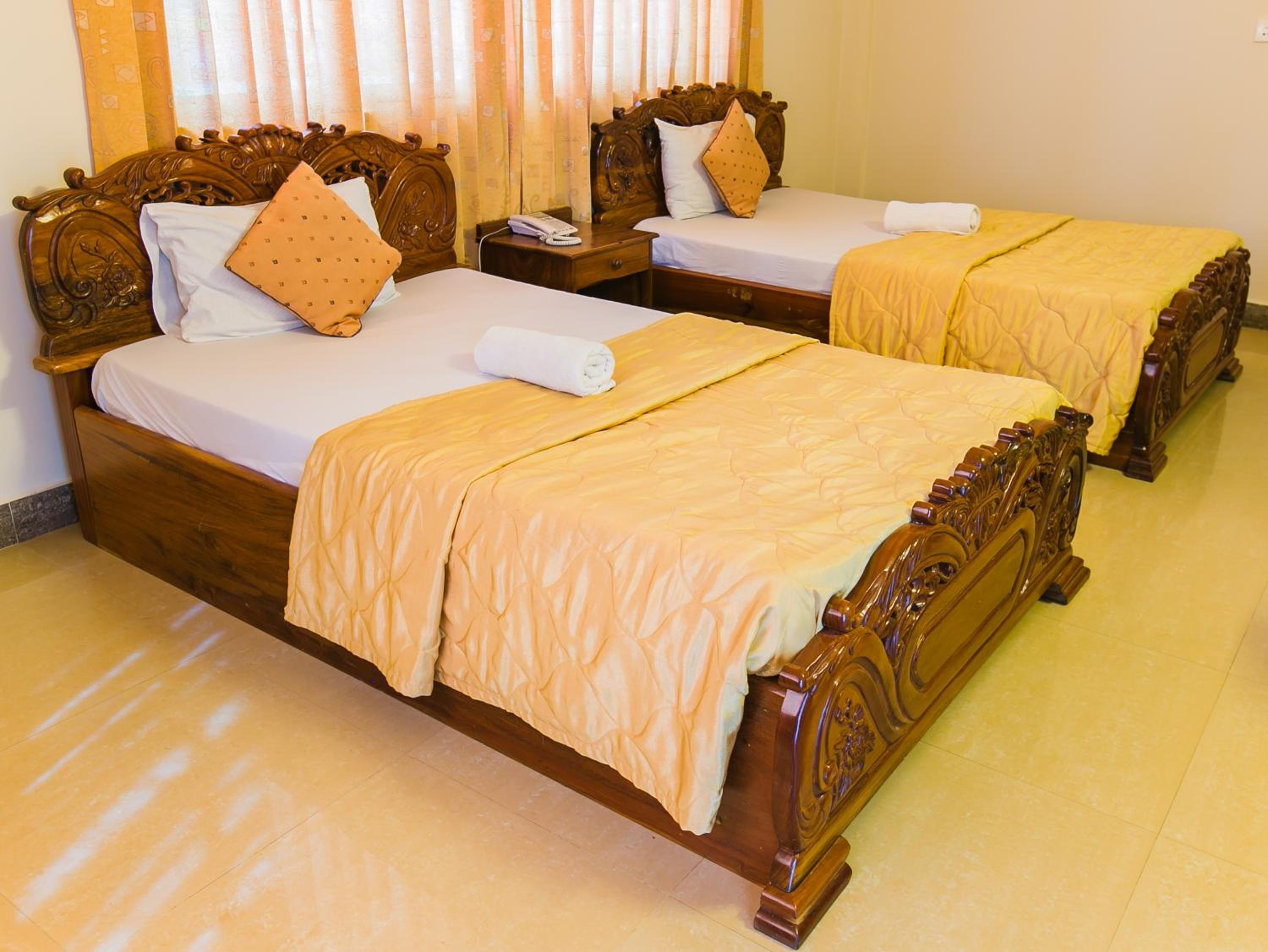 Deluxe Double or Twin Room with Air-Con