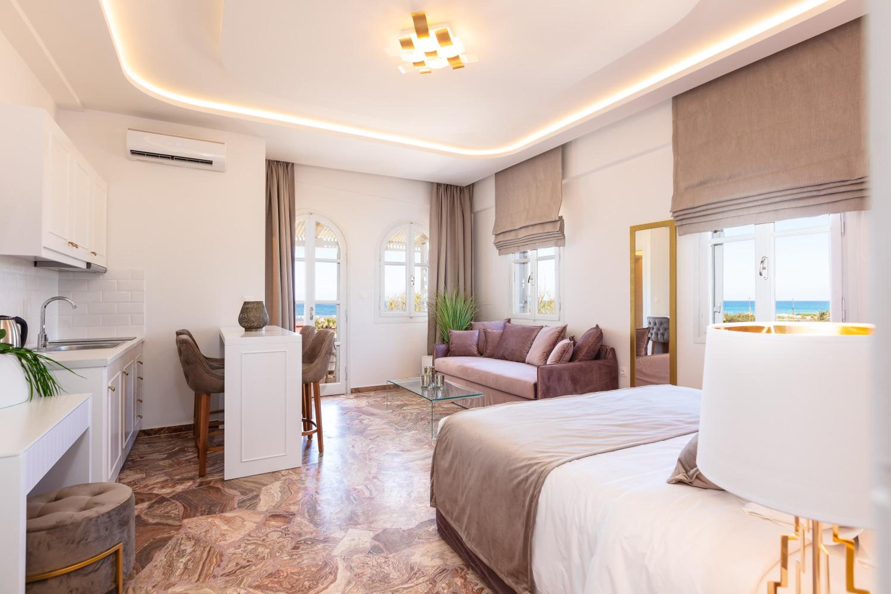 Junior Suite with Sea View photo 3