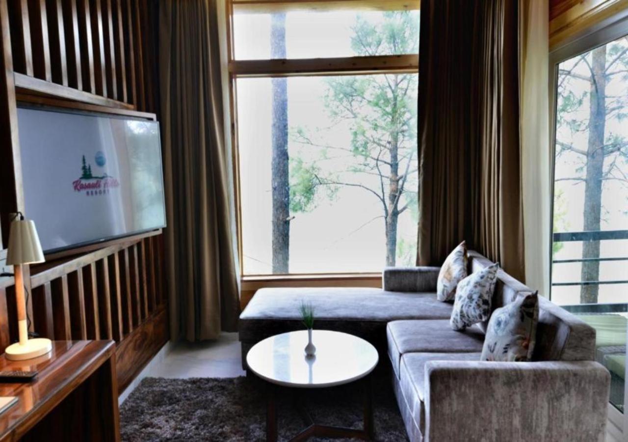 Superior King Room - Photo 8