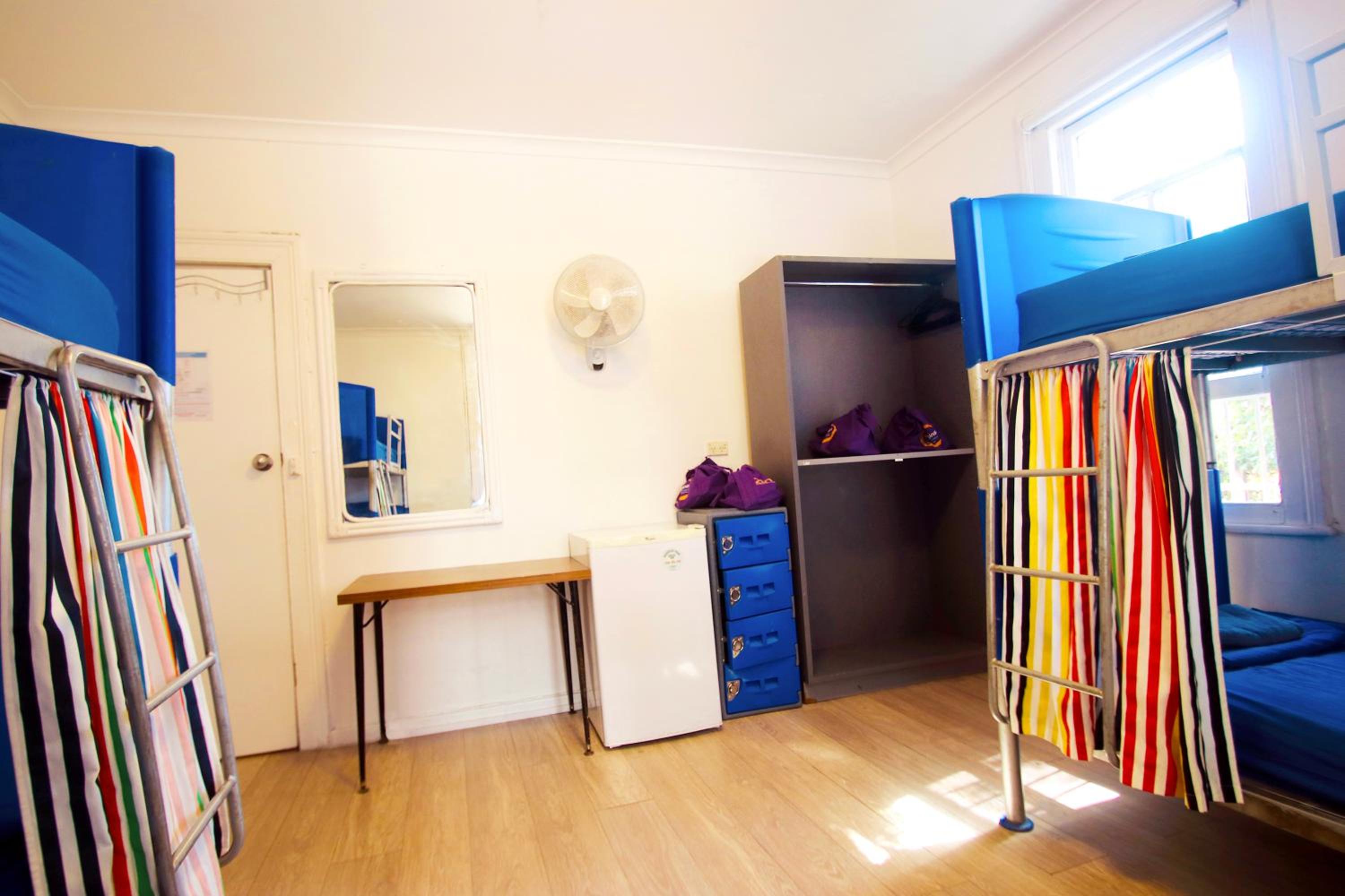 Triple Room with Shared Bathroom photo 2
