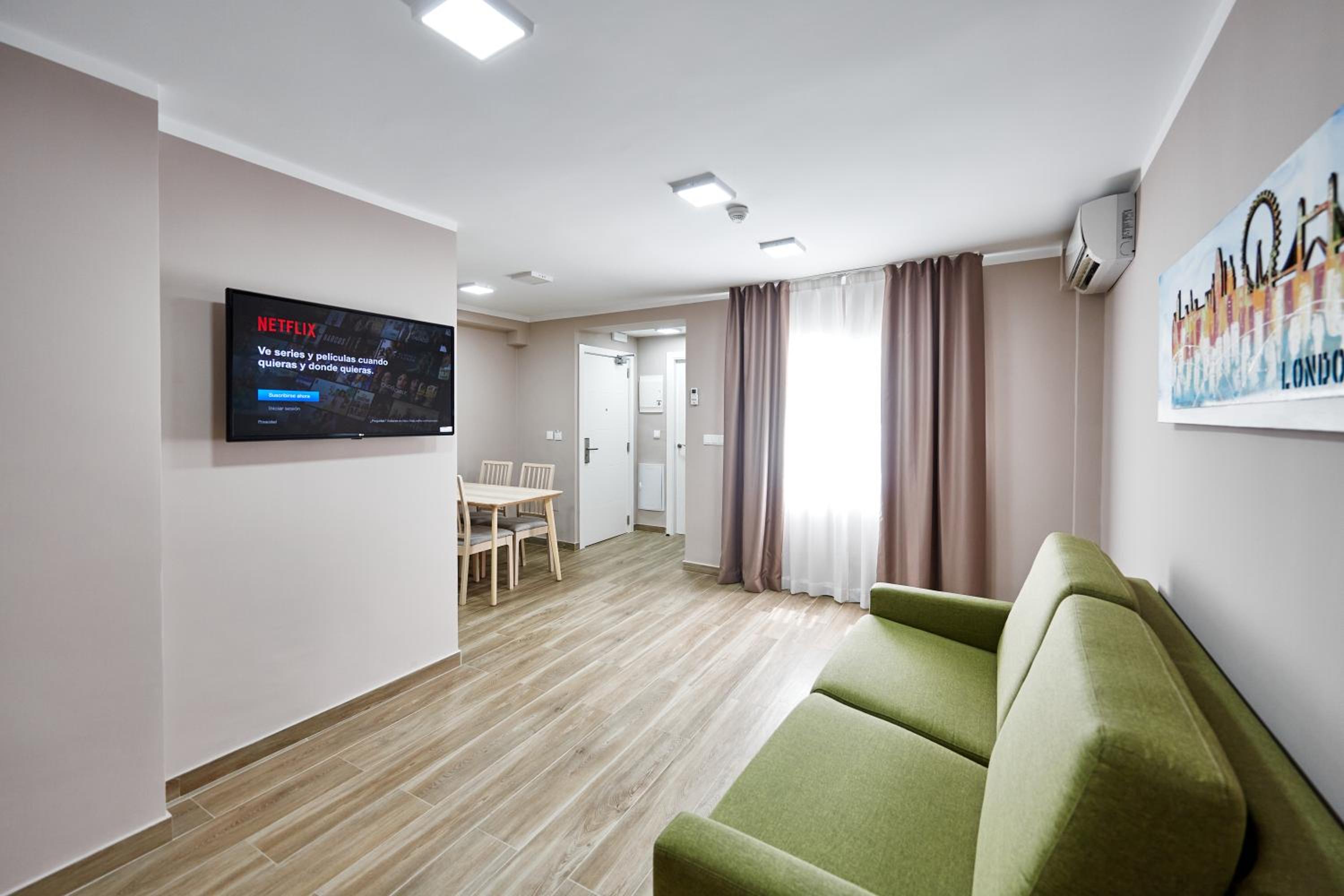 Superior Apartment - Photo 13