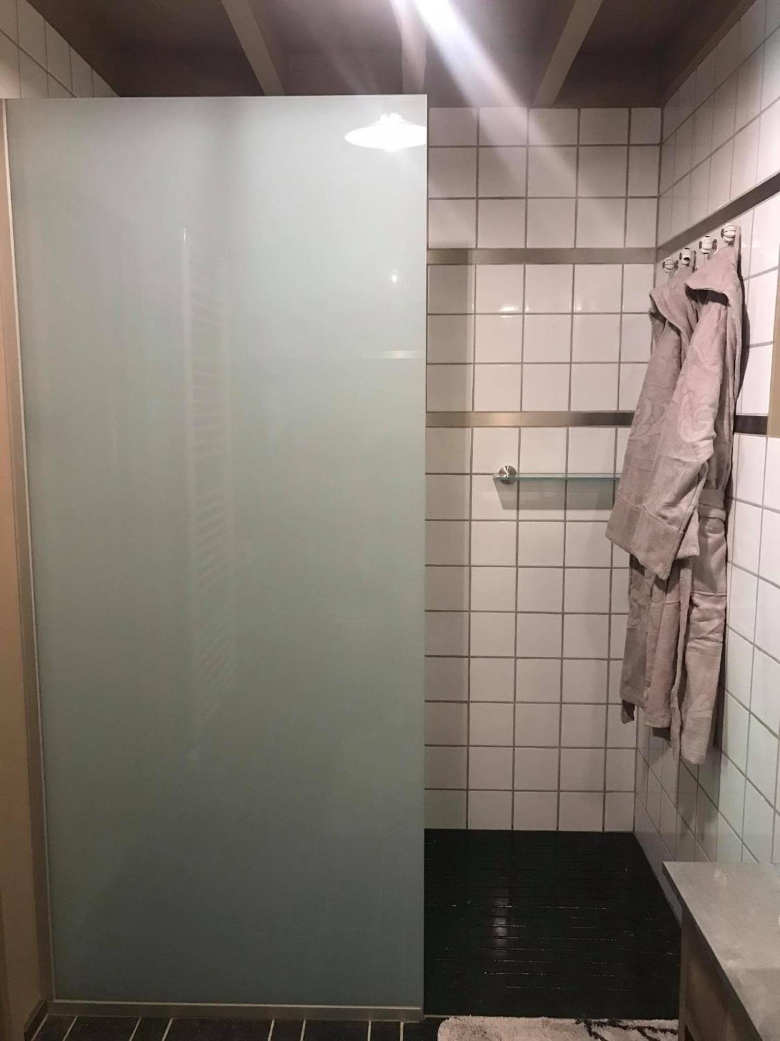 Suite - Photo 2