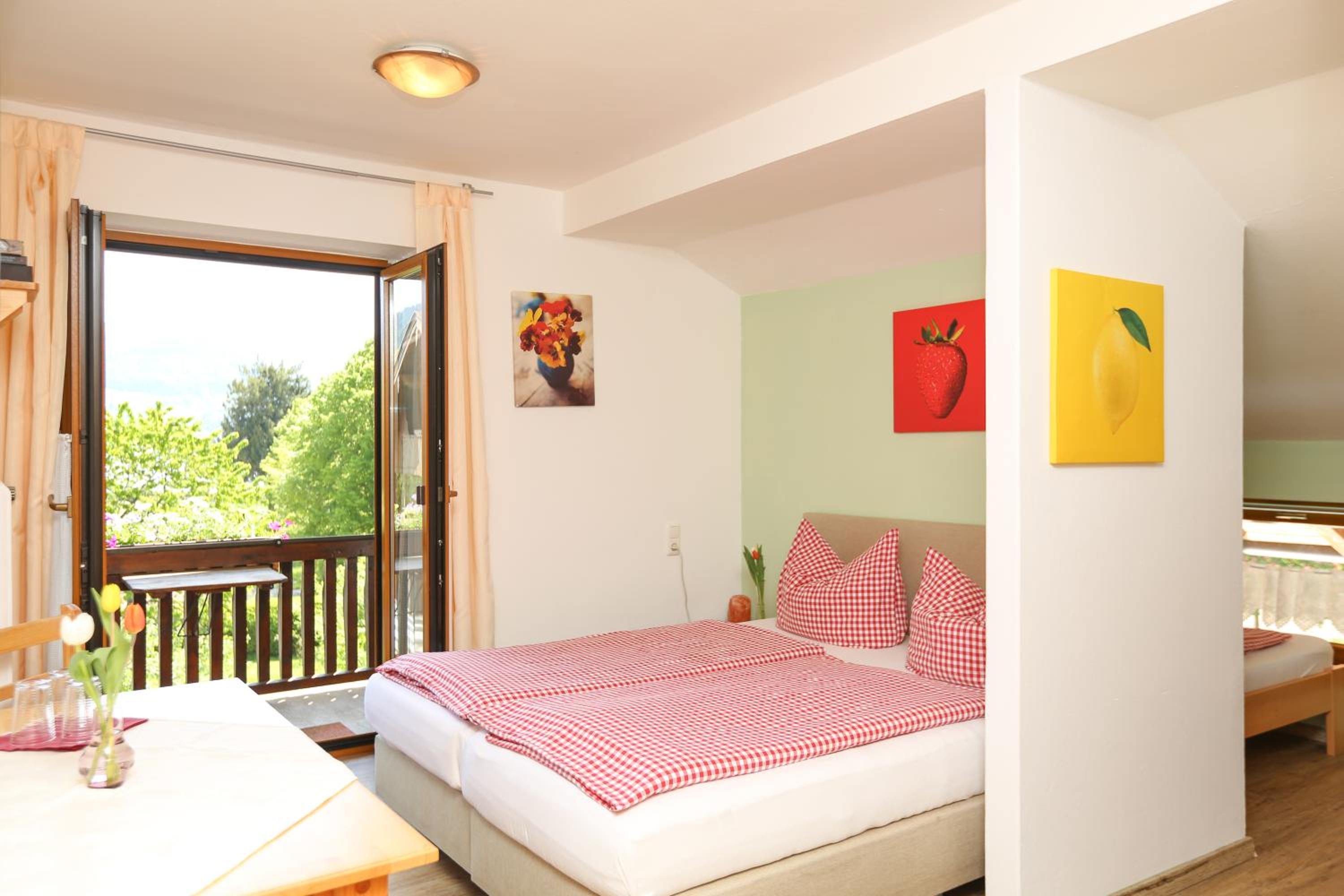 Triple Room with Balcony photo 2