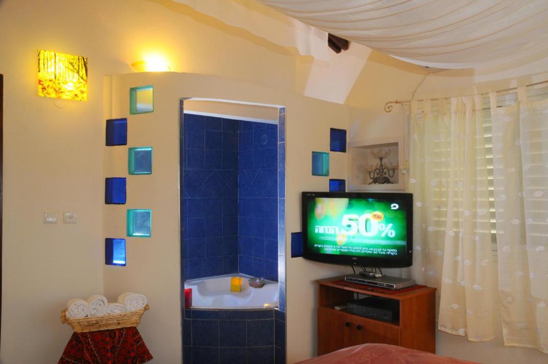 One-Bedroom Apartment with Balcony - Photo 4